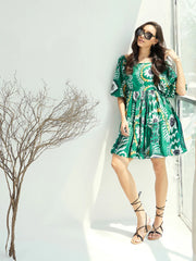 Women Green Floral Square Neck Short Dress-SFDRSS12451