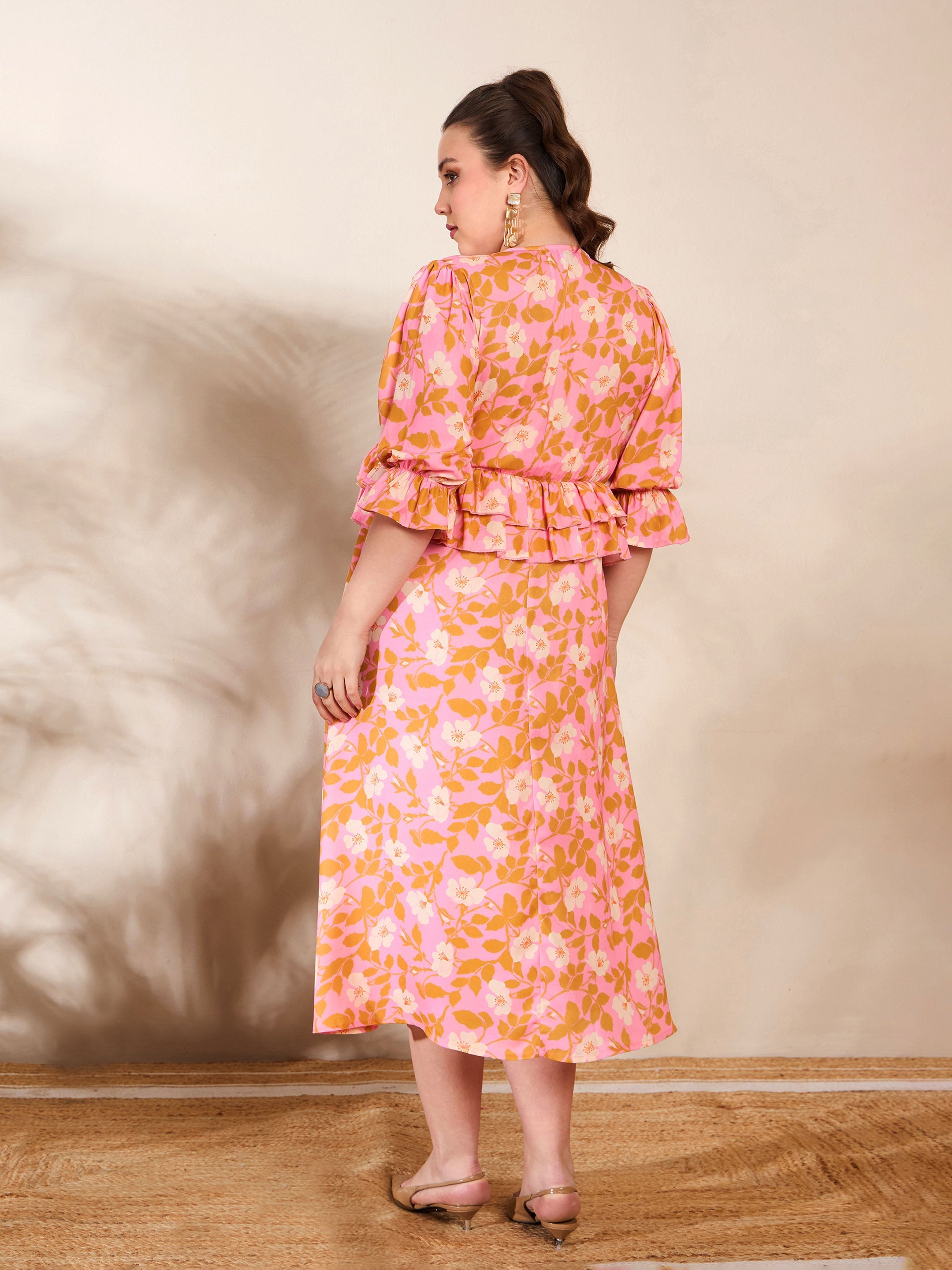 Women Pink Floral Peplum Detail Midi Dress-SFDRSS12662