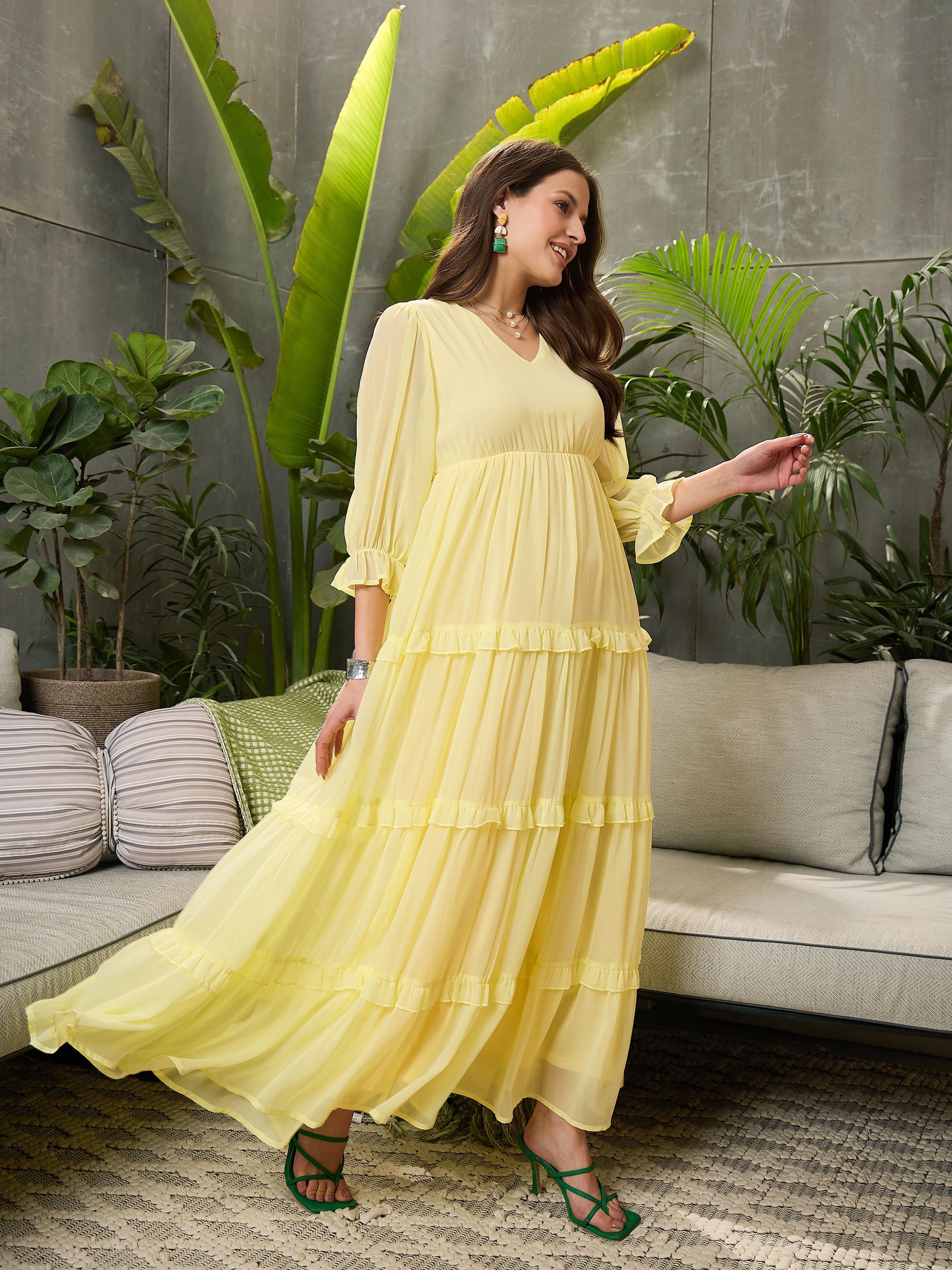 Women Yellow V-neck Tiered Maxi Dress-SFDRSS12695