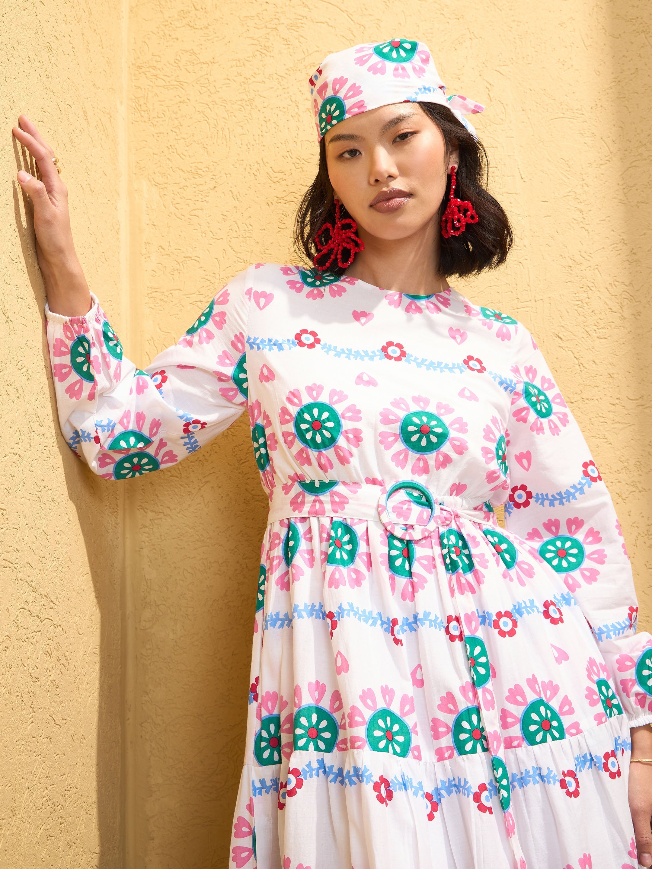 Women White Floral Round Neck Maxi Dress-SFDRSS12752