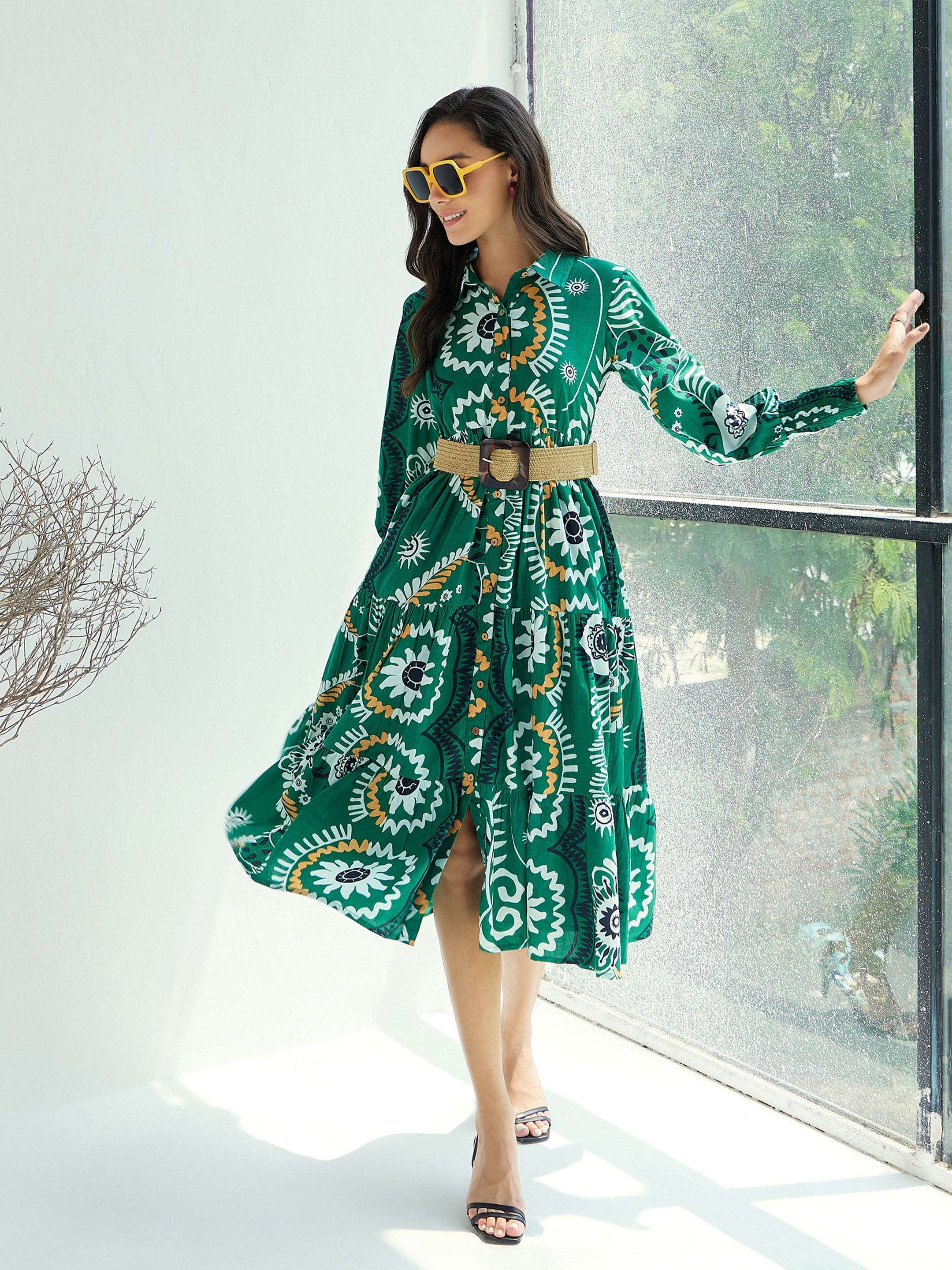 Women Green Floral Front-Button Midi Dress-SFDRSS12785