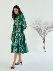 Women Green Floral Front-Button Midi Dress-SFDRSS12785