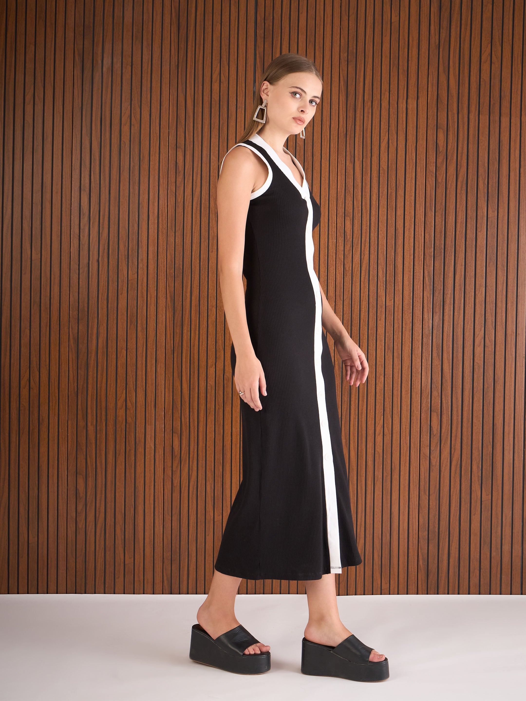 Women Black Rib With White Contrast Button Maxi Dress-SFDRSS12890