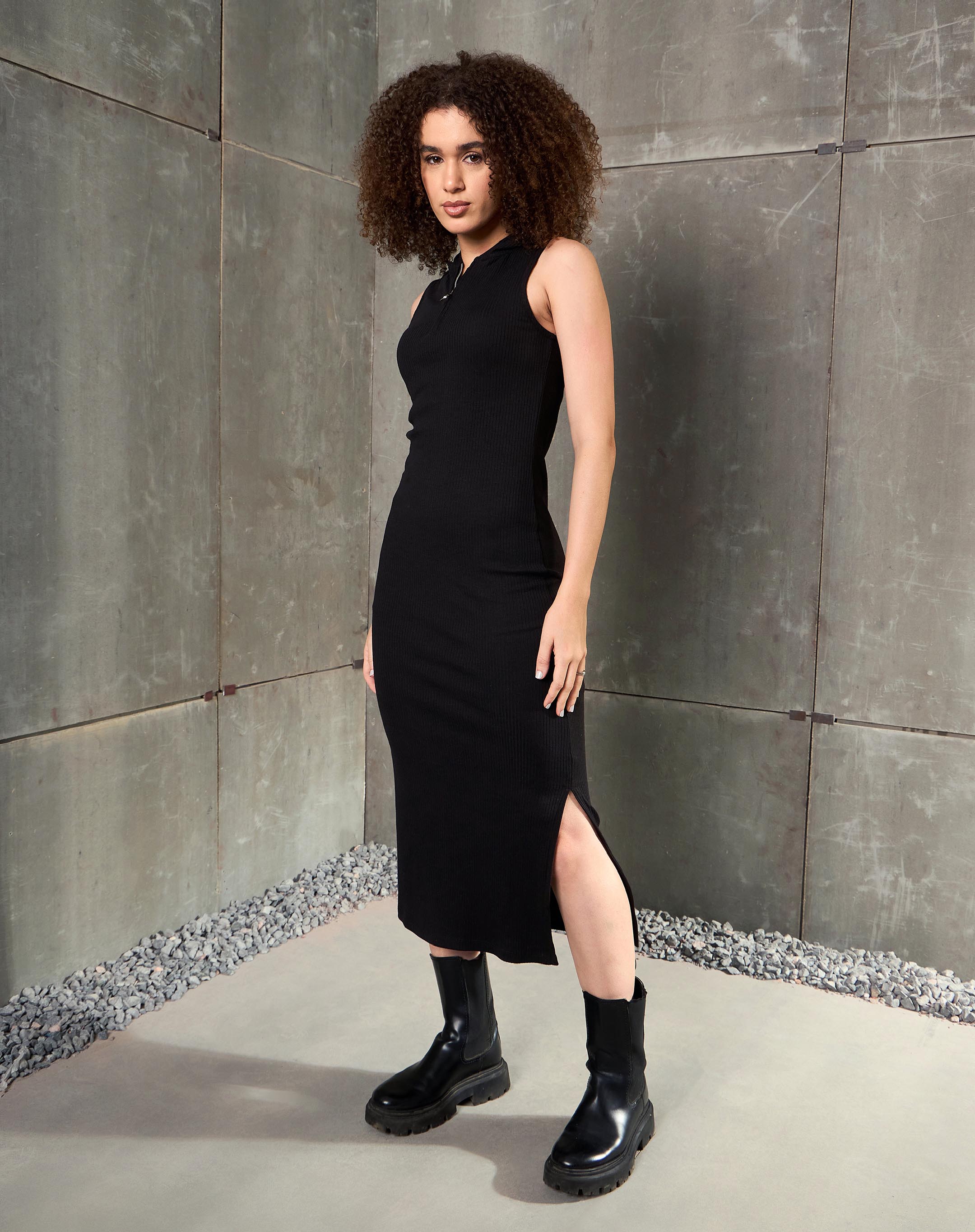 Women Black Rib Sleeveless Hooded Maxi Dress-SFDRSS12895