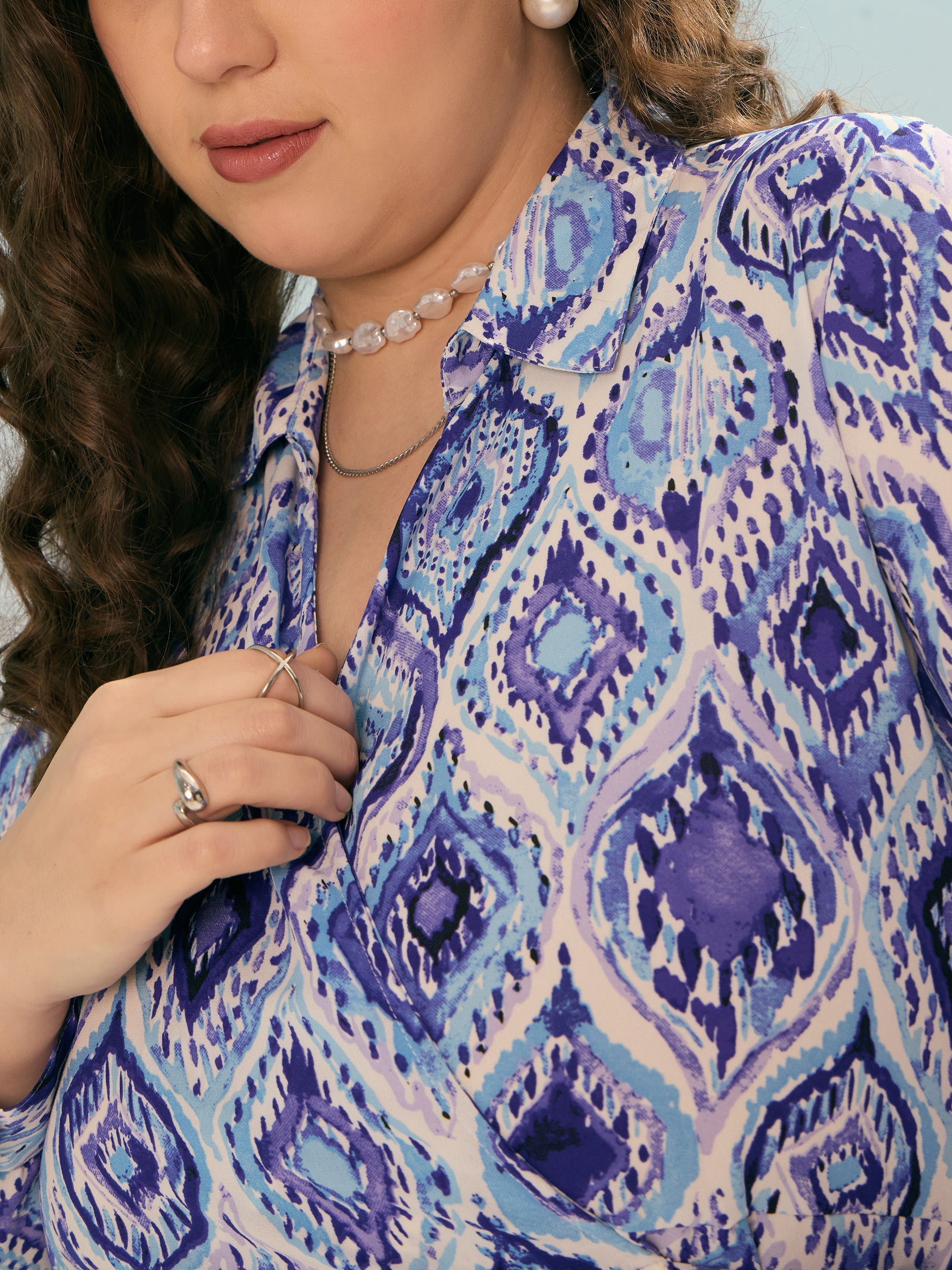 Women Blue Printed Wrap Midi Dress-SFDRSS12922