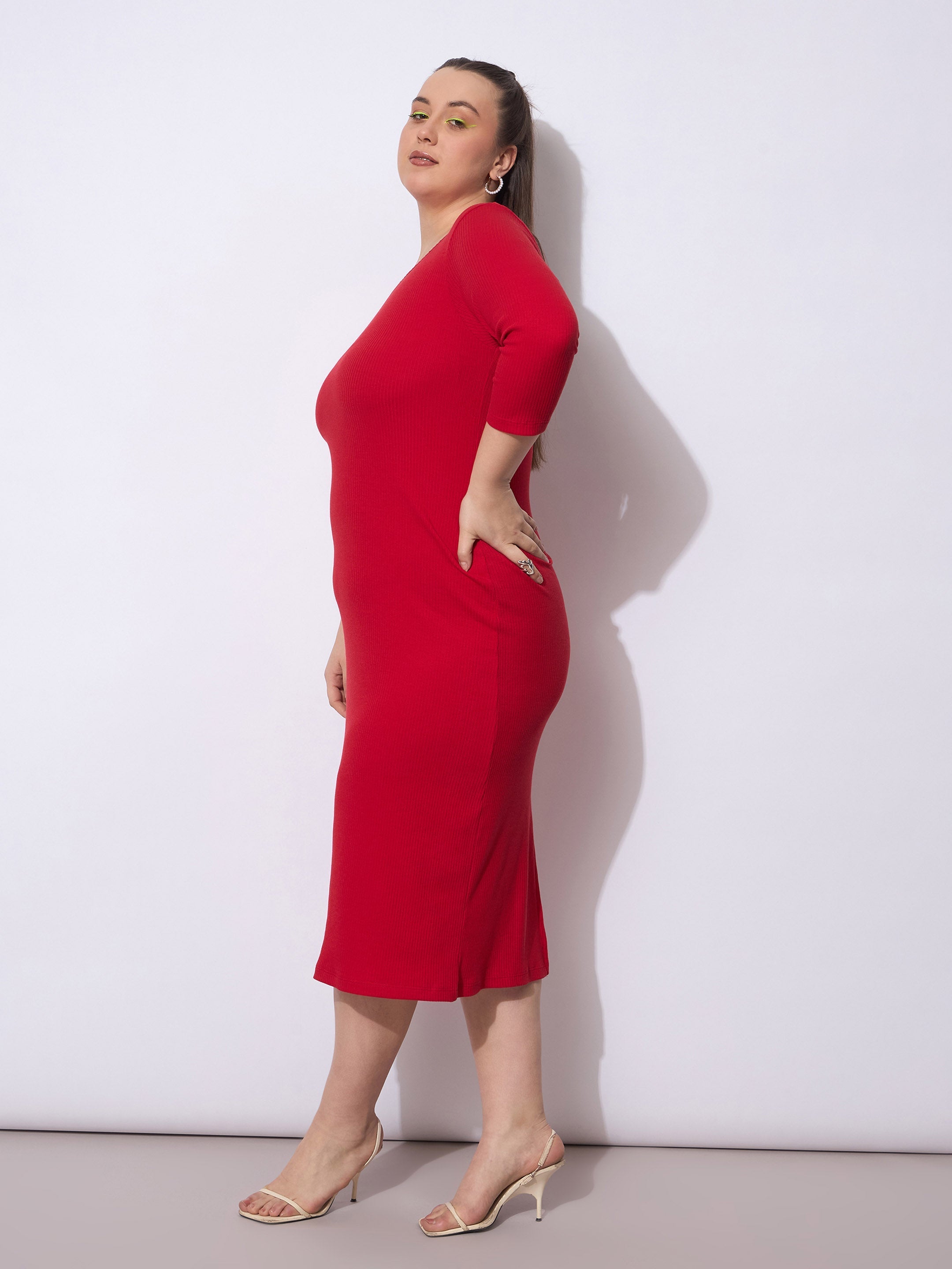 Women Red Rib Round Neck Midi Dress-SFDRSS12947