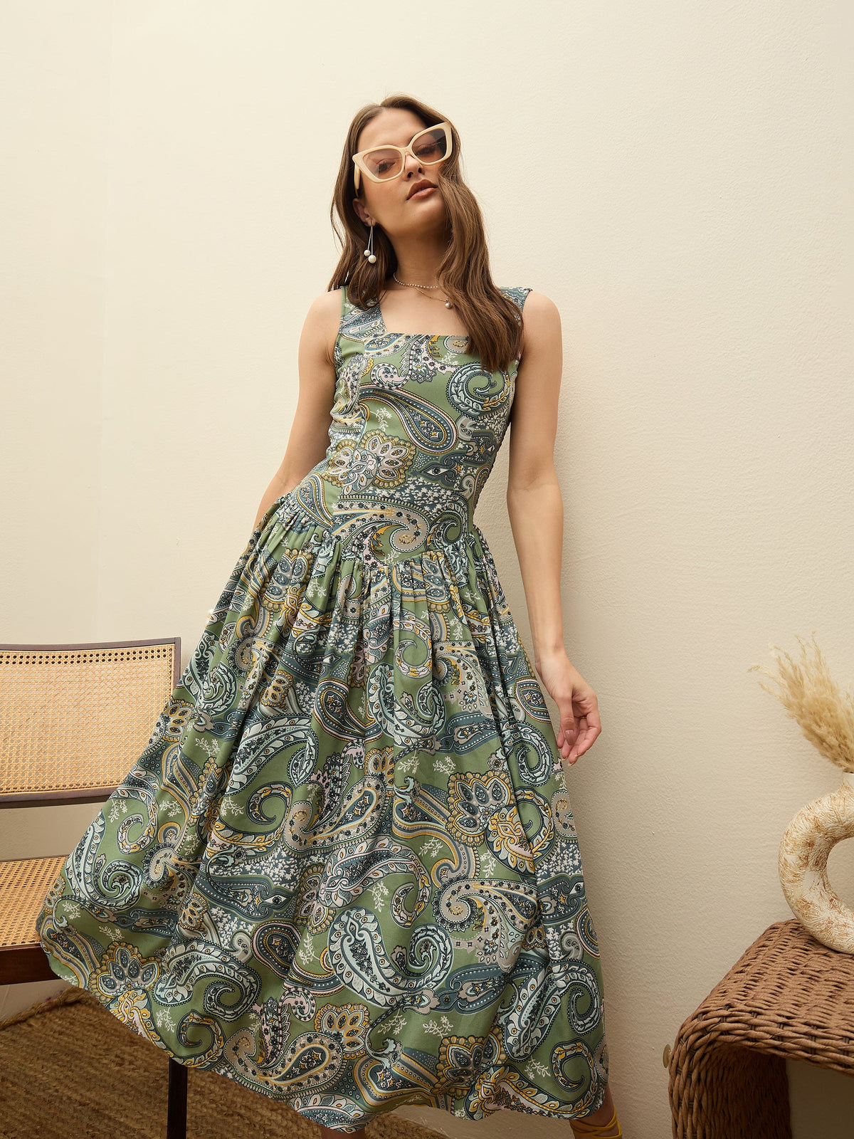 Women Green Paisley Strappy Midi Dress-SFDRSS12960