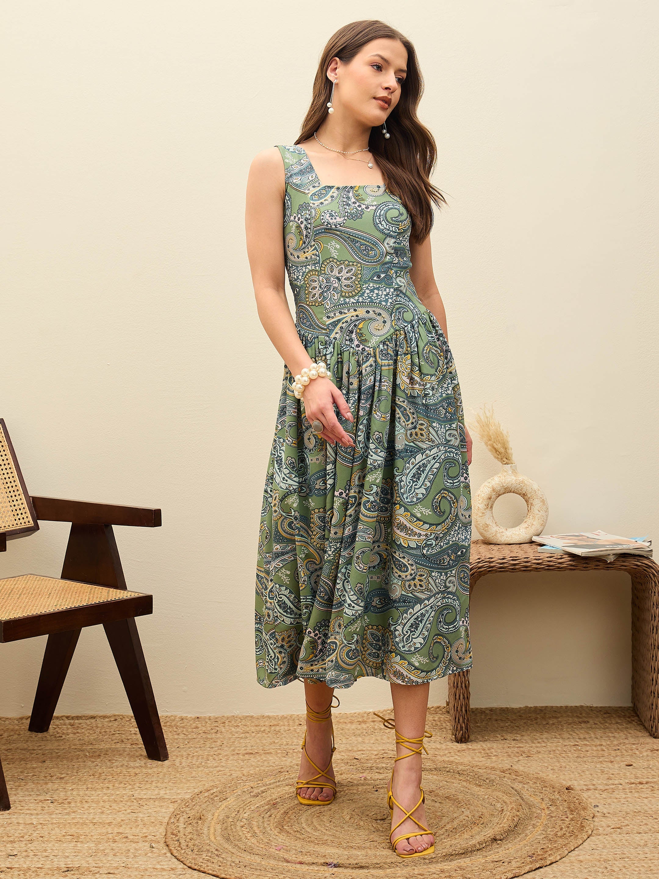 Women Green Paisley Strappy Midi Dress-SFDRSS12960