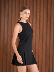 Women Black Pleated Hem Short Dress-SFDRSS13000