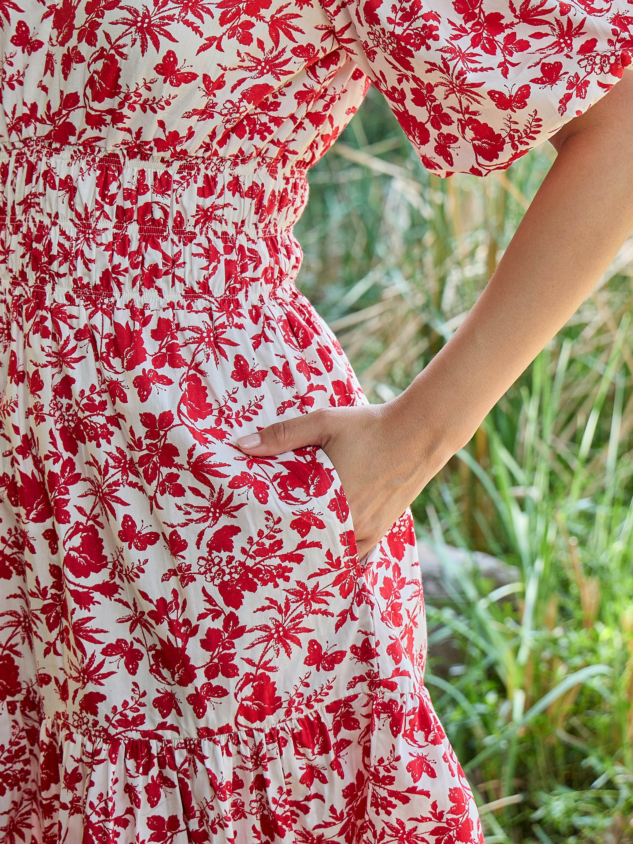 Women White & Red V-Neck Puff Sleeves Midi Dress-SFDRSS13017