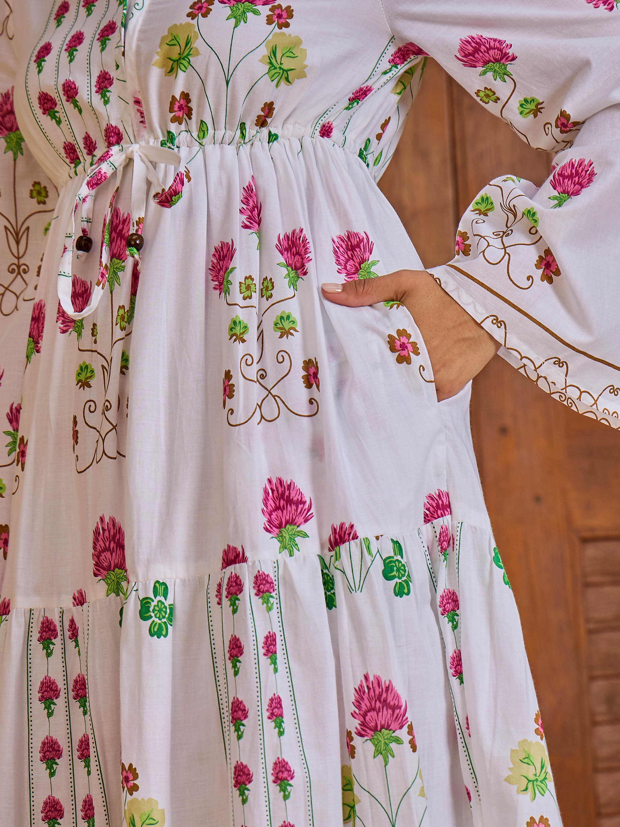 Women White Floral V-Neck Waist Tie Knot Midi Dress-SFDRSS13018