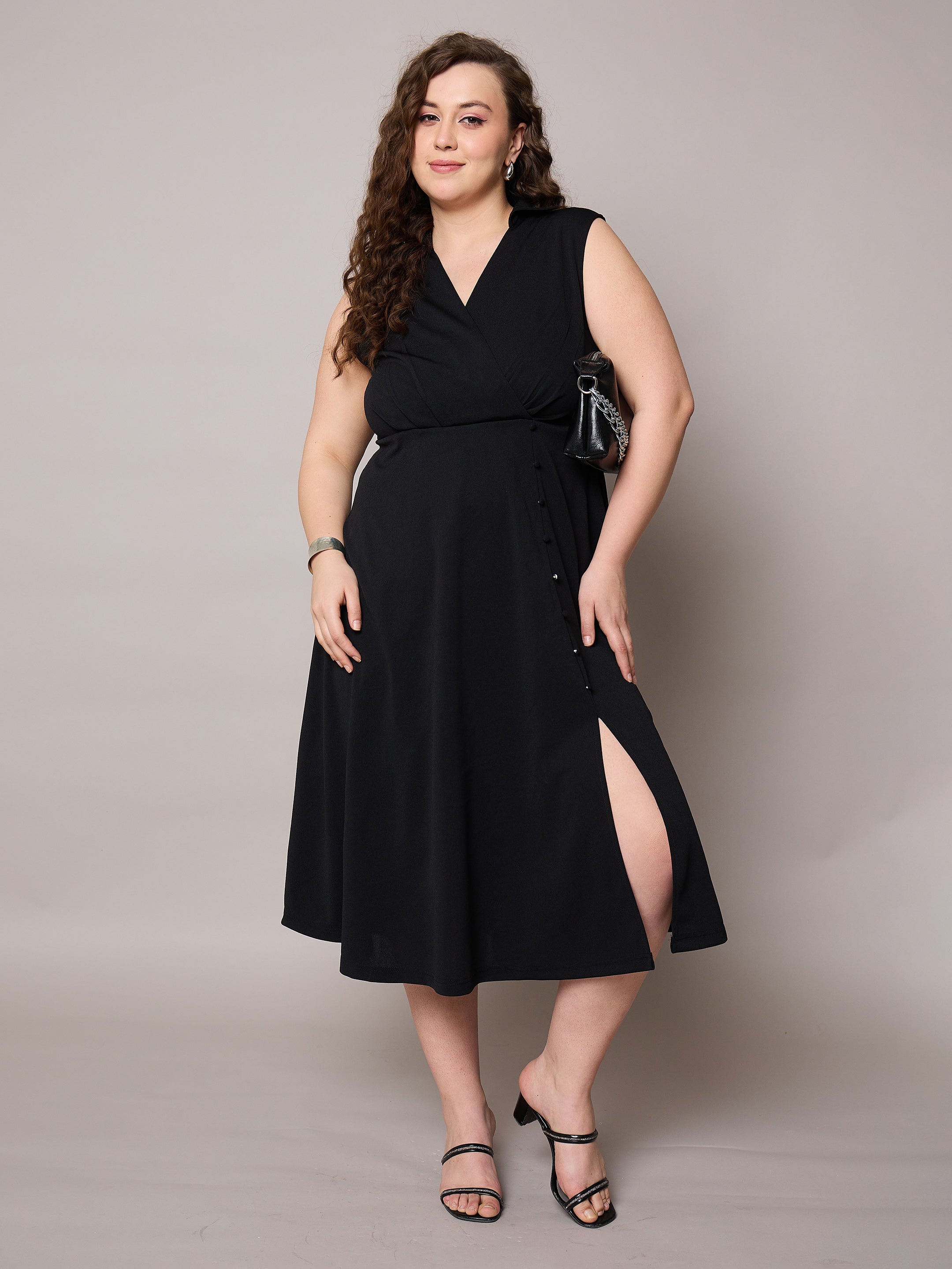 Women Black Sleeveless Side Slit Midi Dress-SFDRSS13037