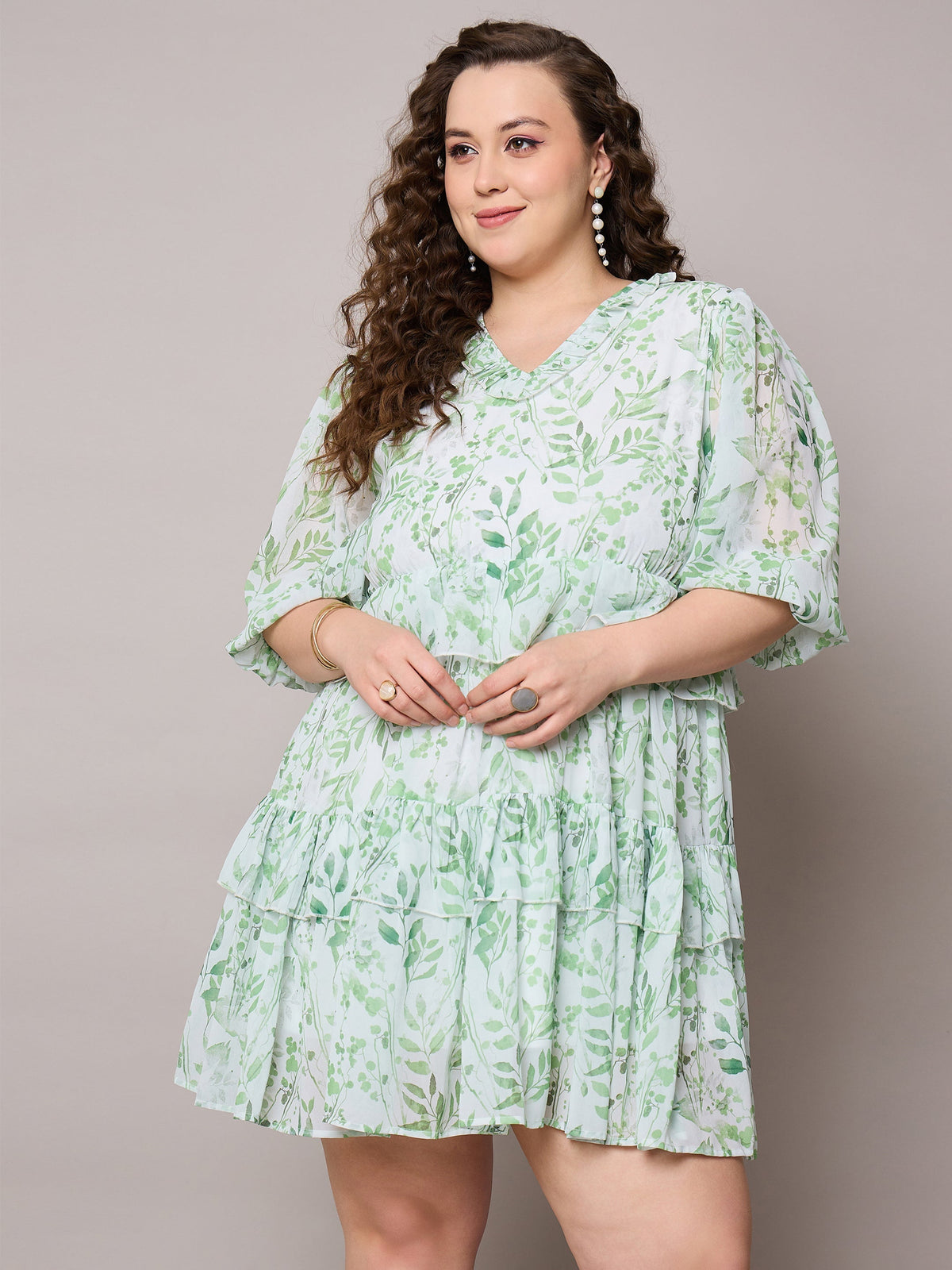 Women Green Floral Short Tiered Dress-SFDRSS13043