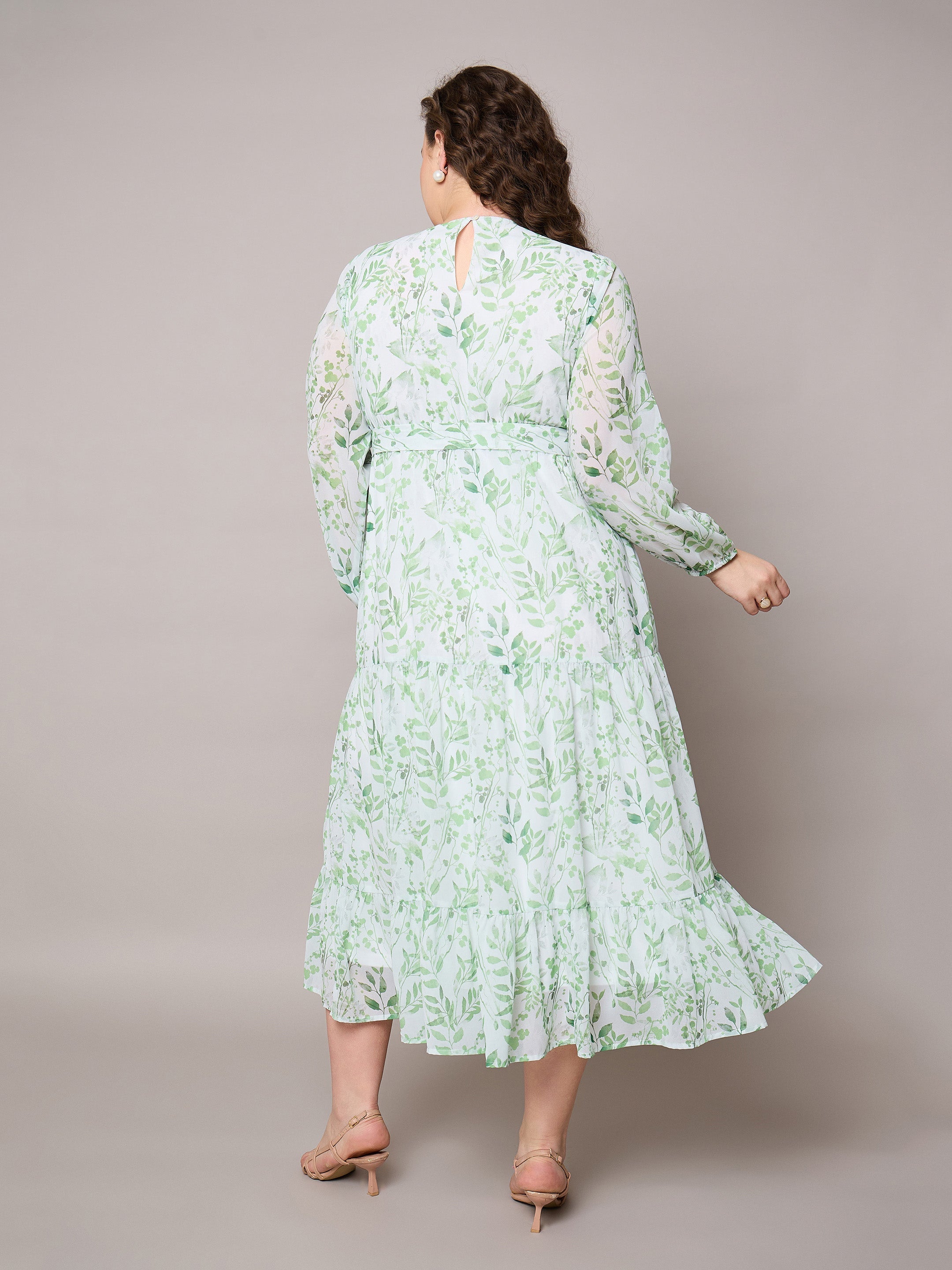 Women Green Floral Tiered Maxi Dress-SFDRSS13049