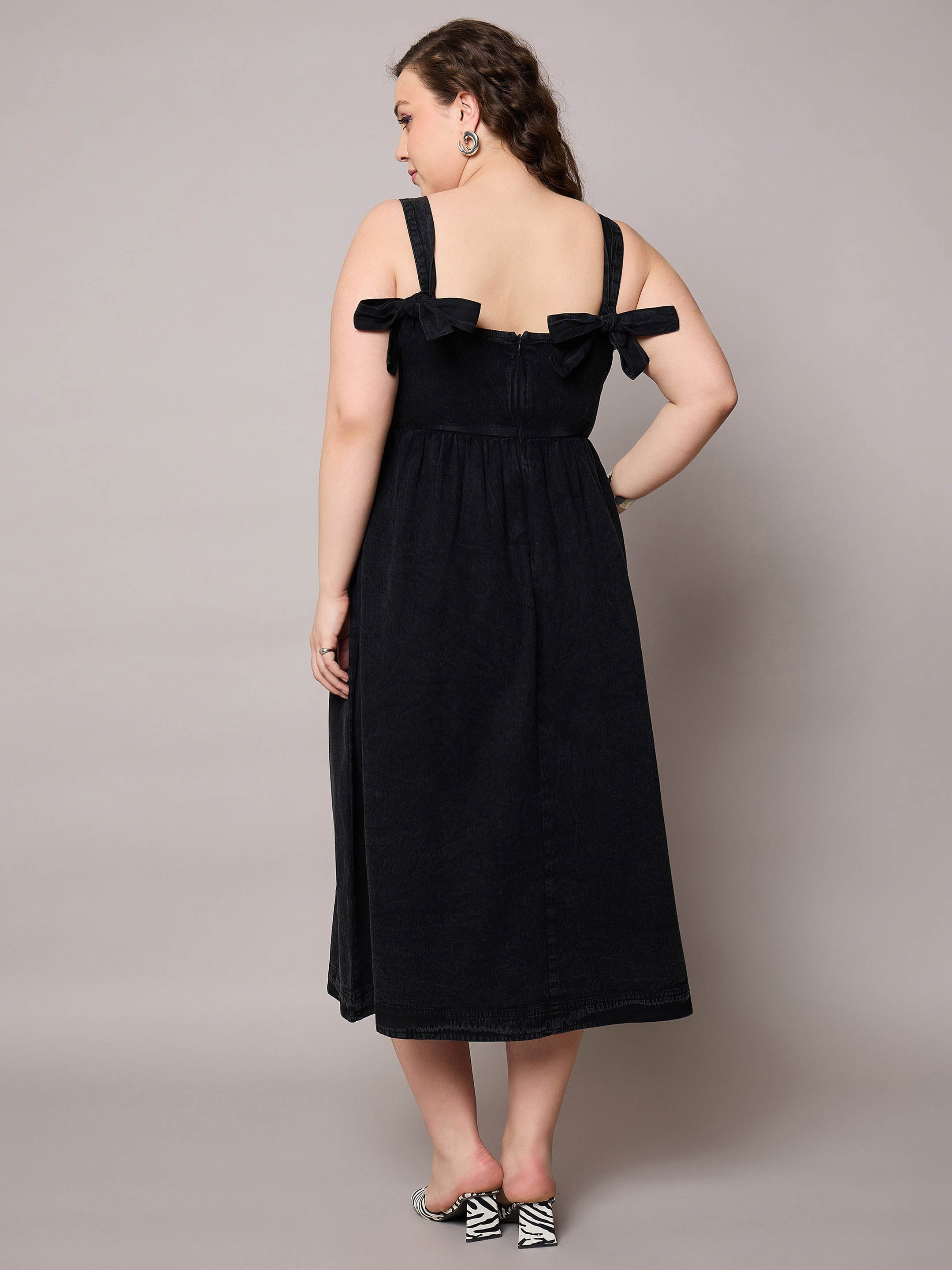 Women Black Tencel Strappy Midi Dress-SFDRSS13057