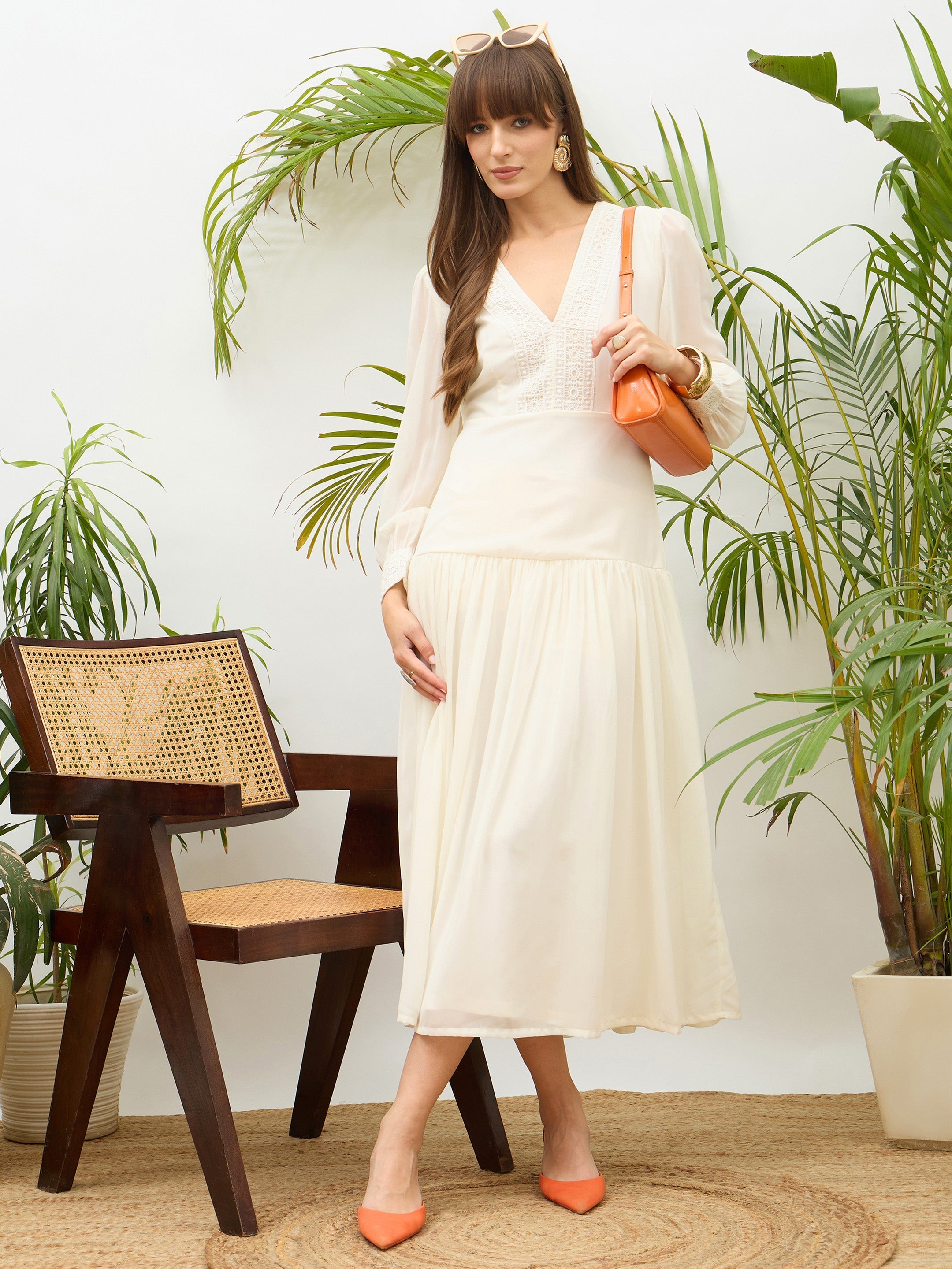 Women Off-White V-Neck Lace Detail Maxi Dress-SFDRSS13177