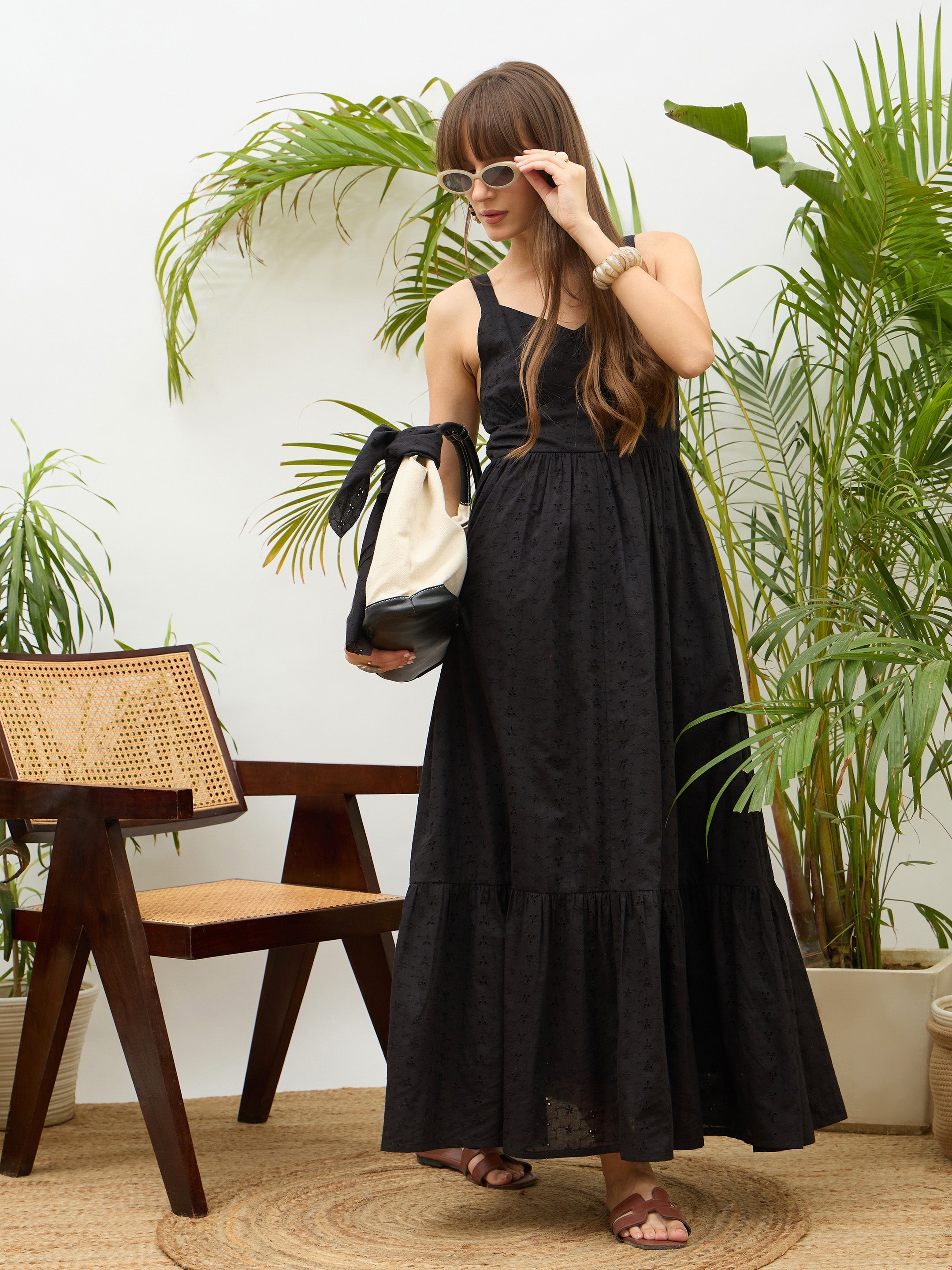 Women Black Sweatheart Neck Strappy Maxi Dress-SFDRSS13216