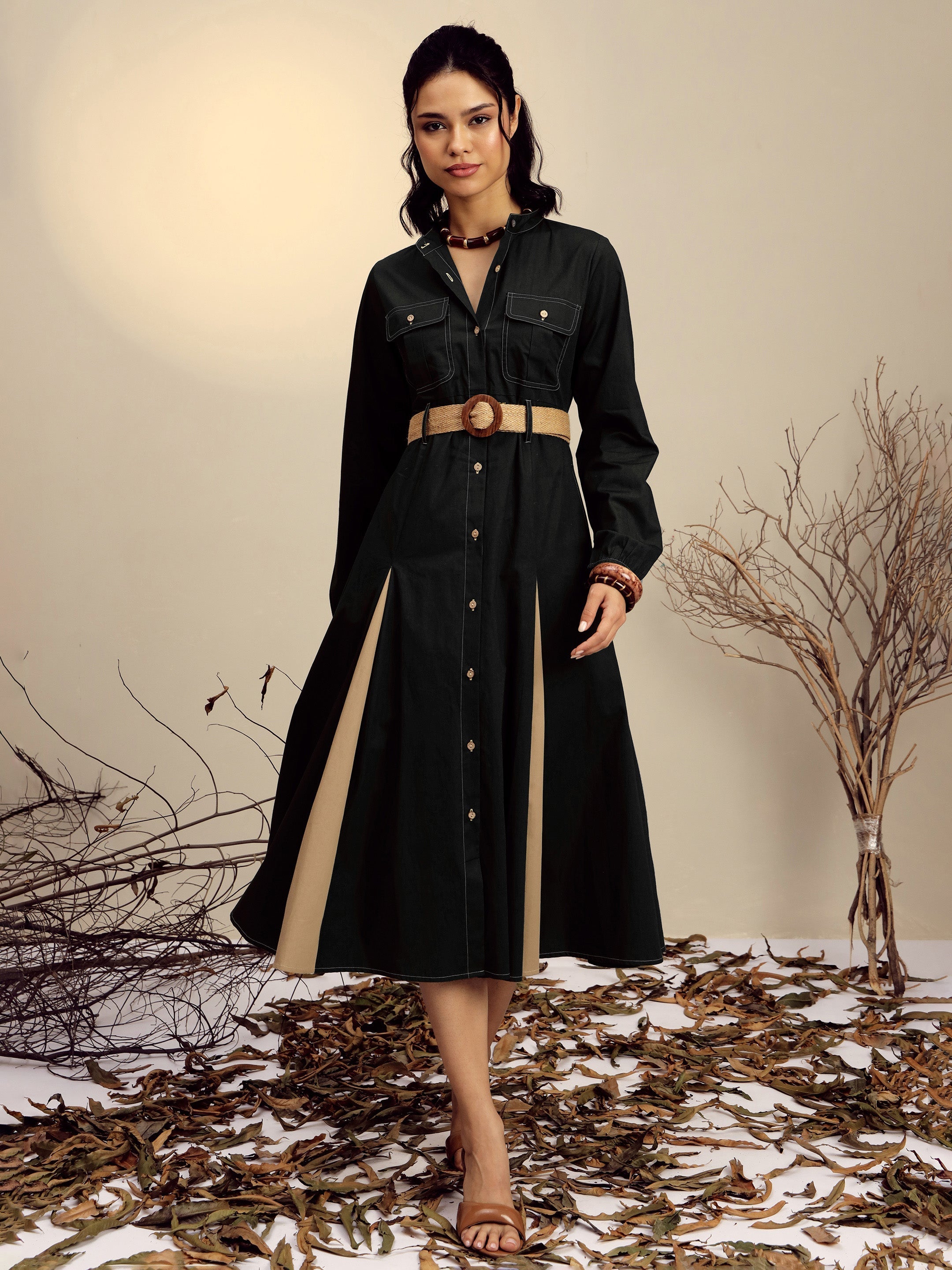 Women Black Poplin Kick Pleat Midi Dress-SFDRSS13248
