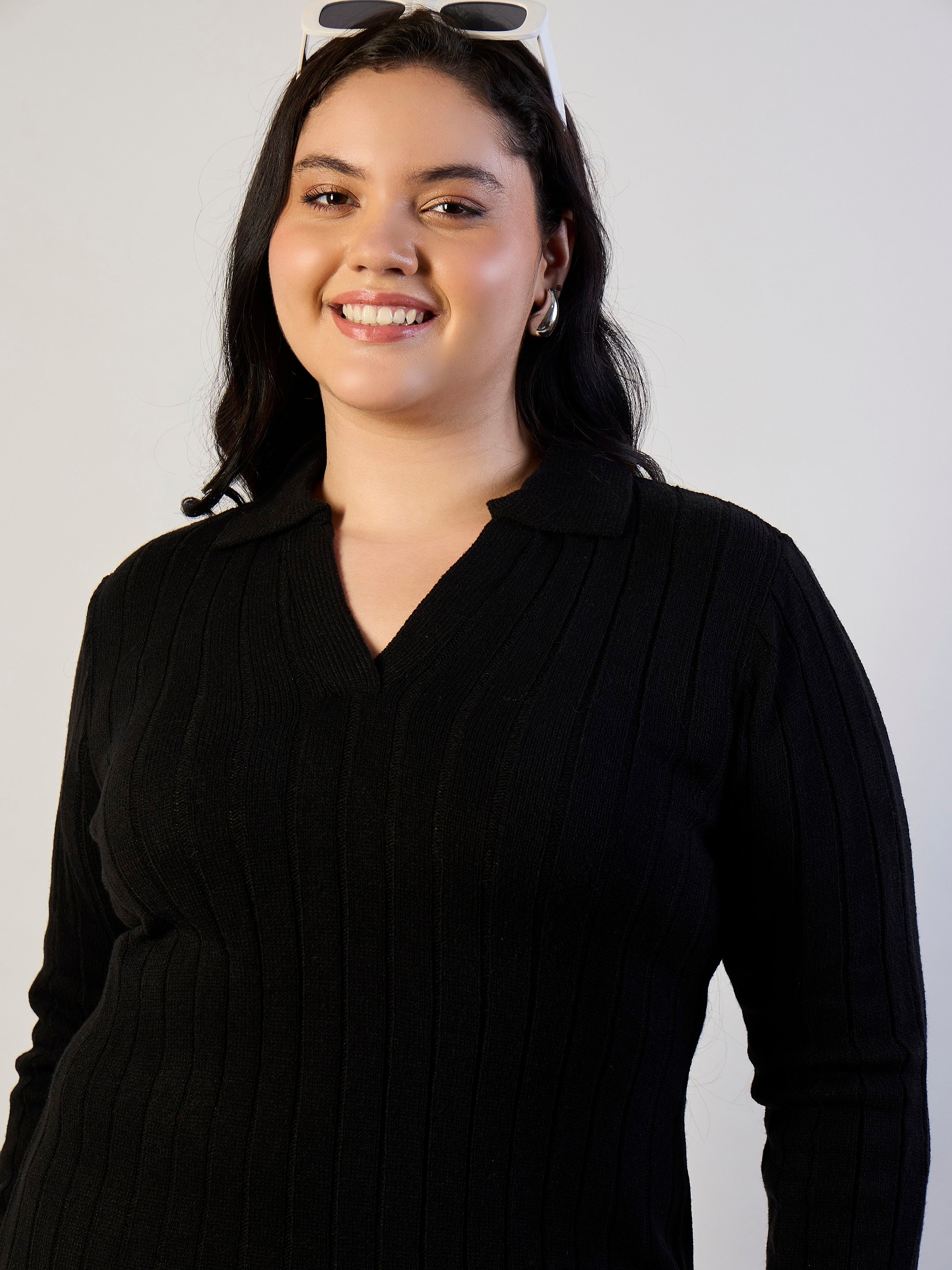 Women Black Solid Acrylic Wool Collar Midi Dress-SFDRSS13313