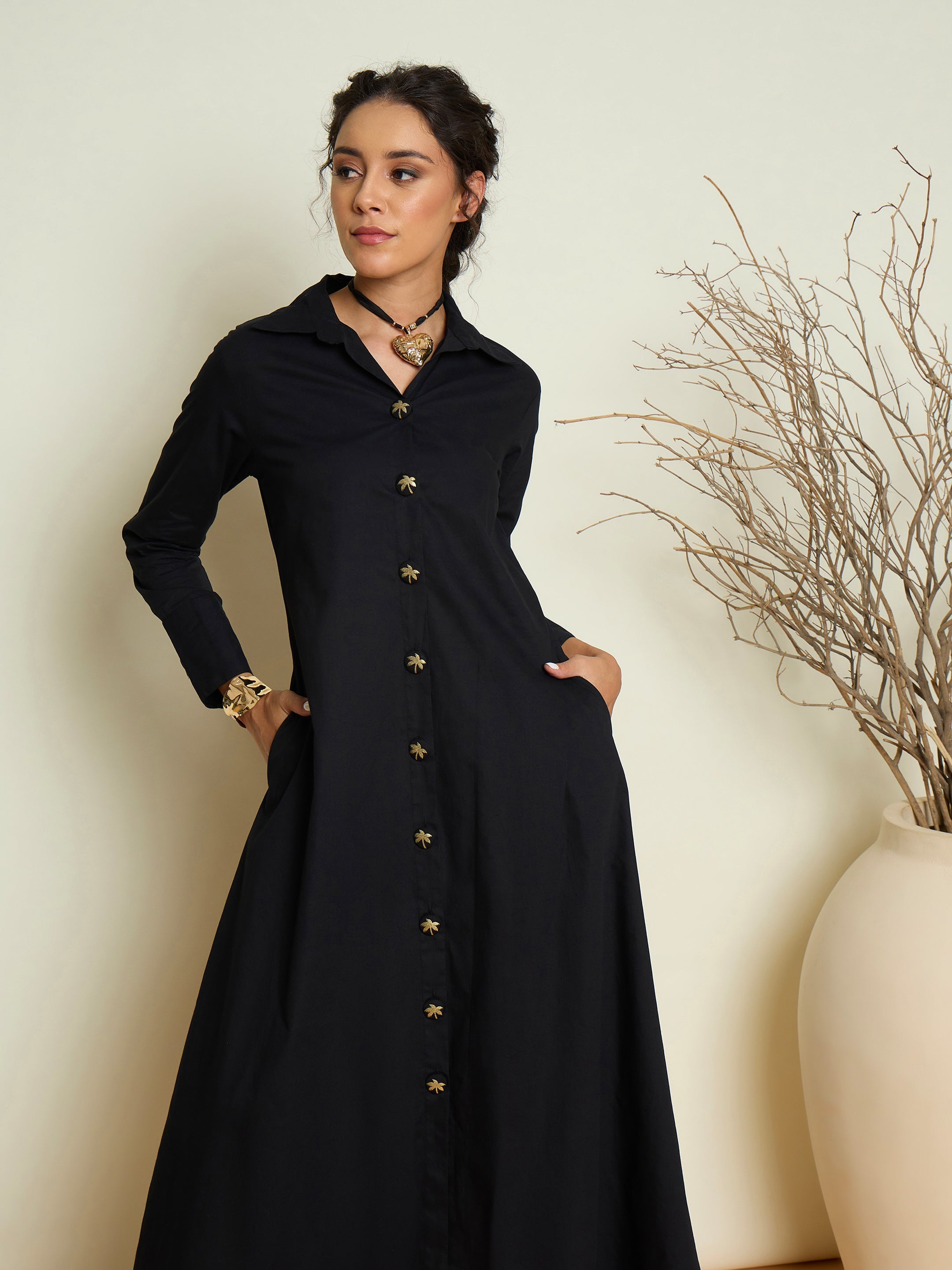 Women Black Foil Print Longline Shirt Dress-SFDRSS13418