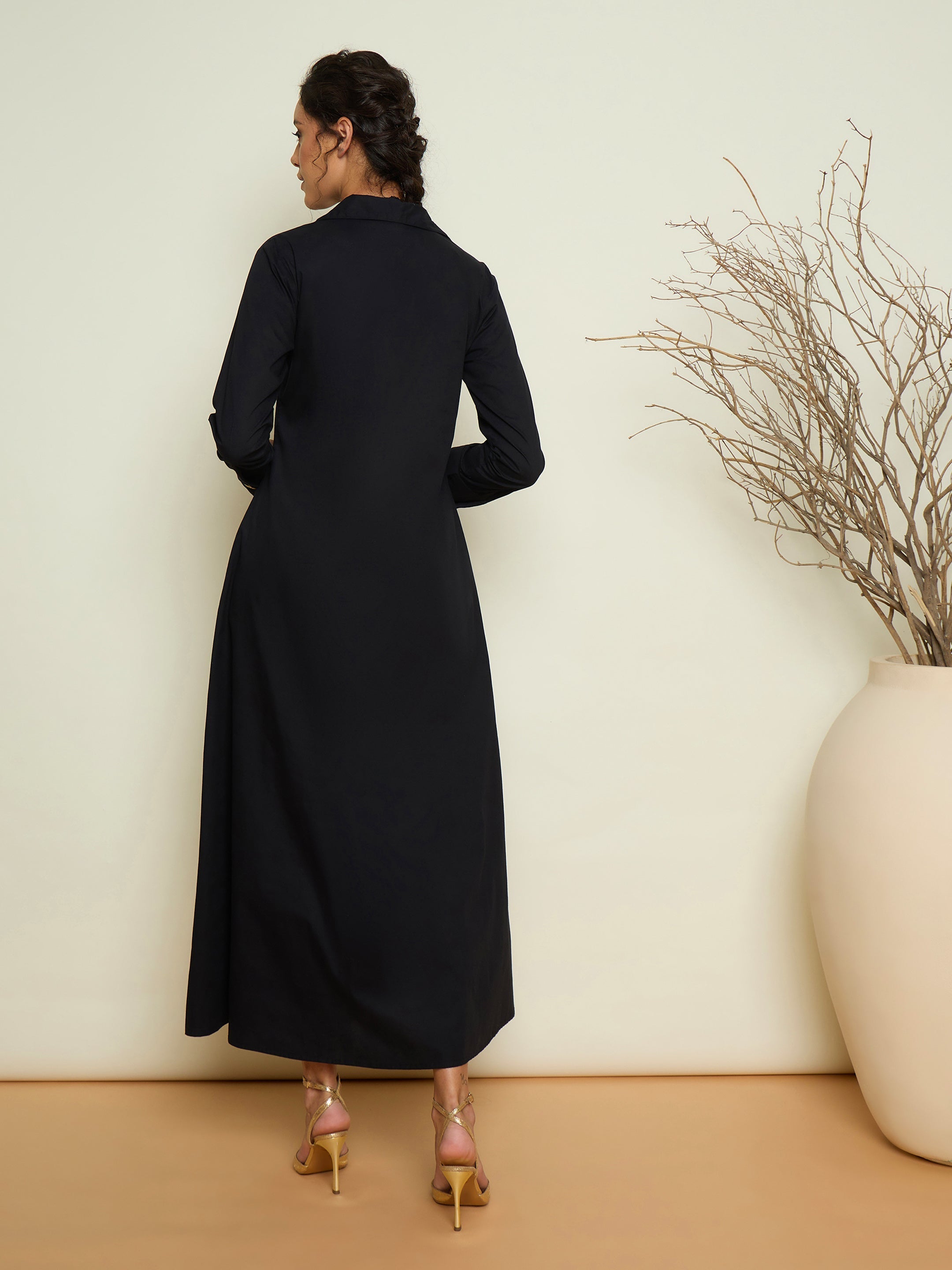 Women Black Foil Print Longline Shirt Dress-SFDRSS13418