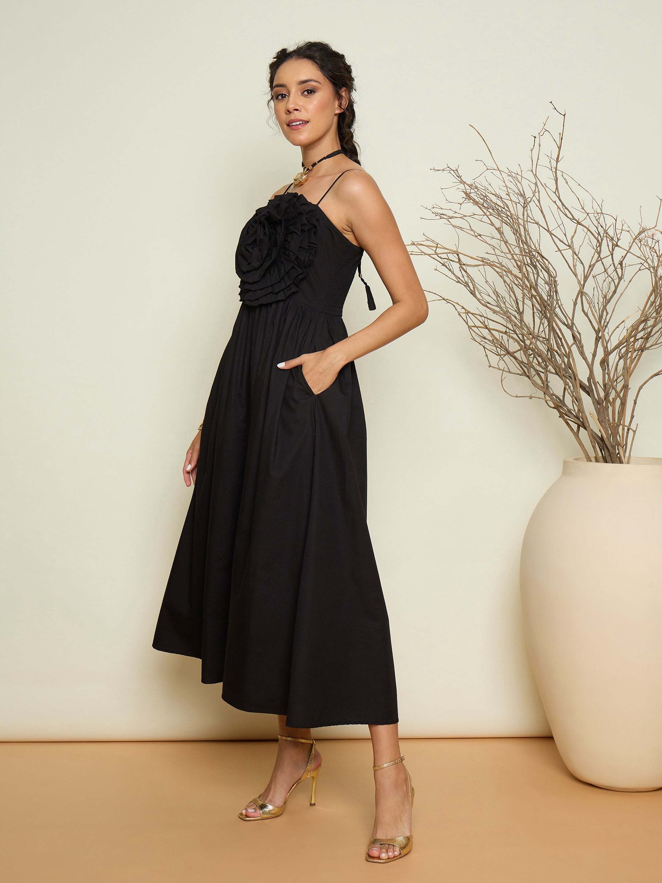 Women Black Poplin Front Corsage Strappy Maxi Dress-SFDRSS13420