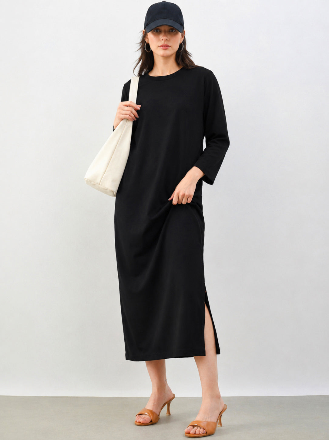 DesiQlo Black Long Sleeves T-Shirt Maxi Dress - Black