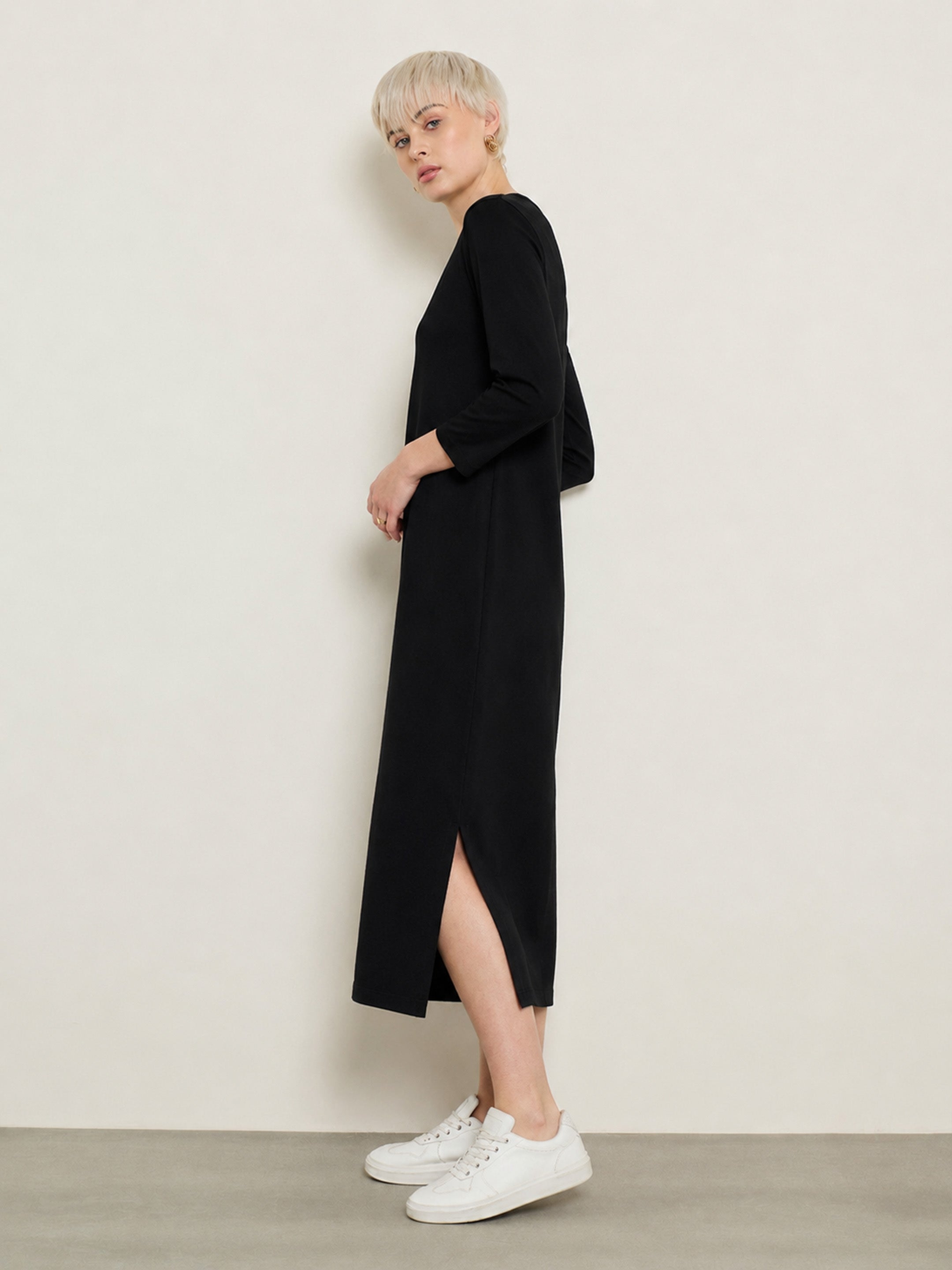 DesiQlo Black Long Sleeves T-Shirt Maxi Dress - Black