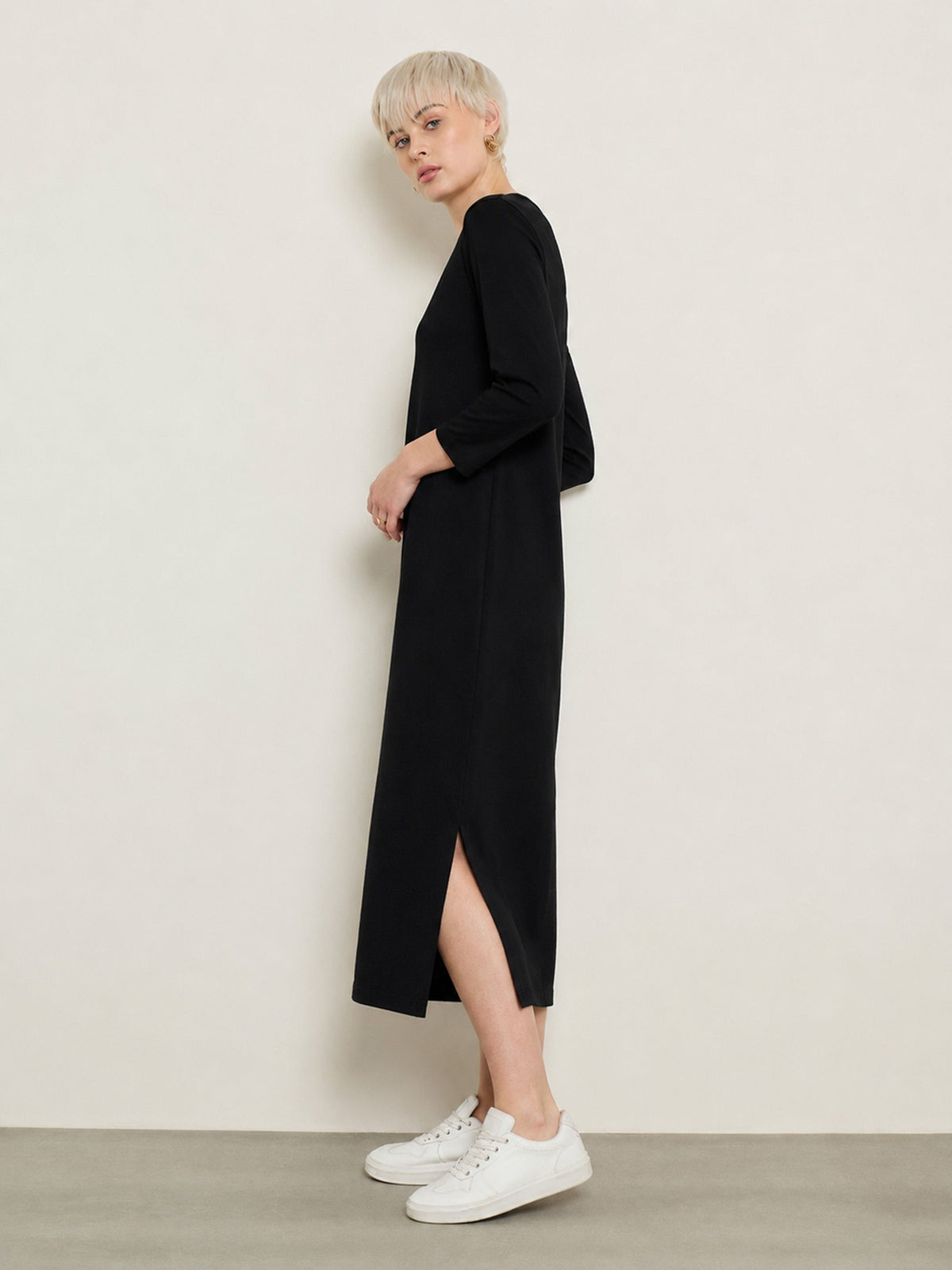 Women Black Long Sleeves T-Shirt Maxi Dress