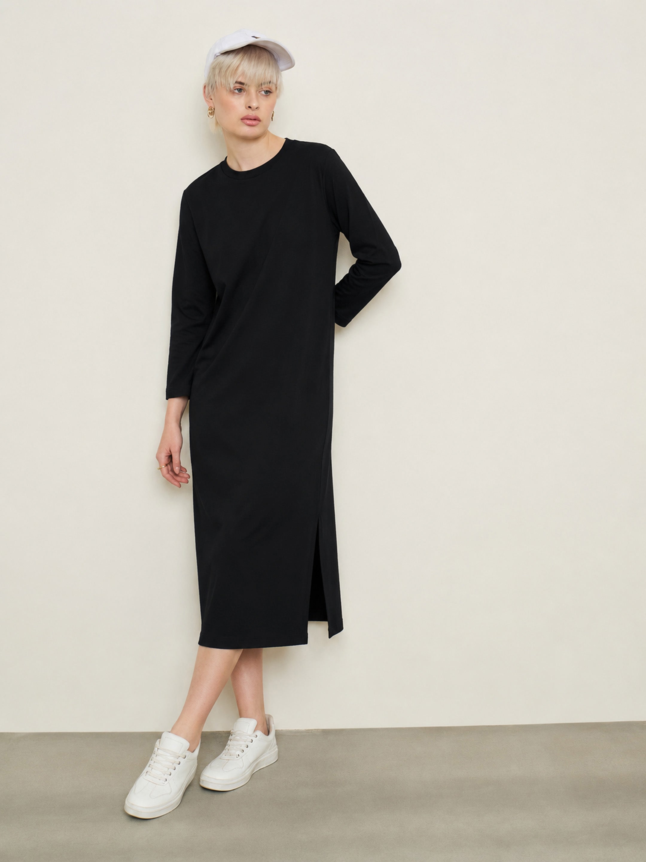 DesiQlo Black Long Sleeves T-Shirt Maxi Dress - Black