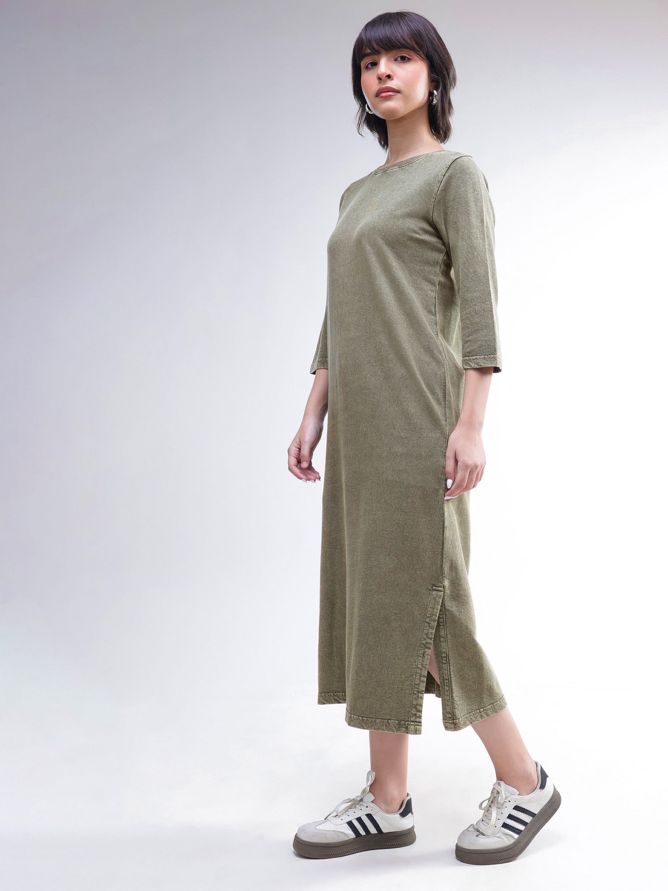 DesiQlo Green Overdyed Long Sleeves T-Shirt Maxi Dress - Green