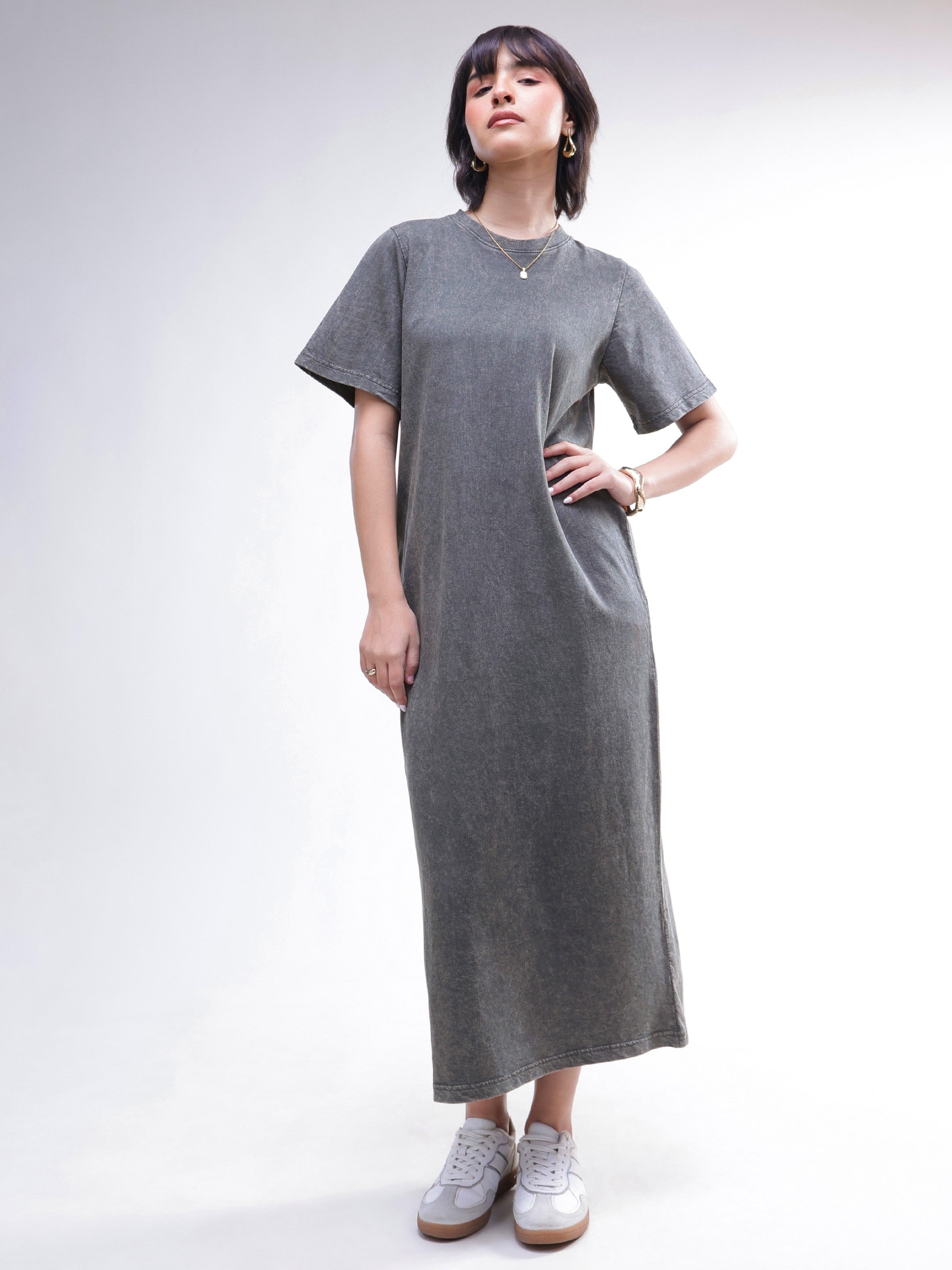 DesiQlo Grey Overdyed Short Sleeves T-Shirt Midi Dress - Grey