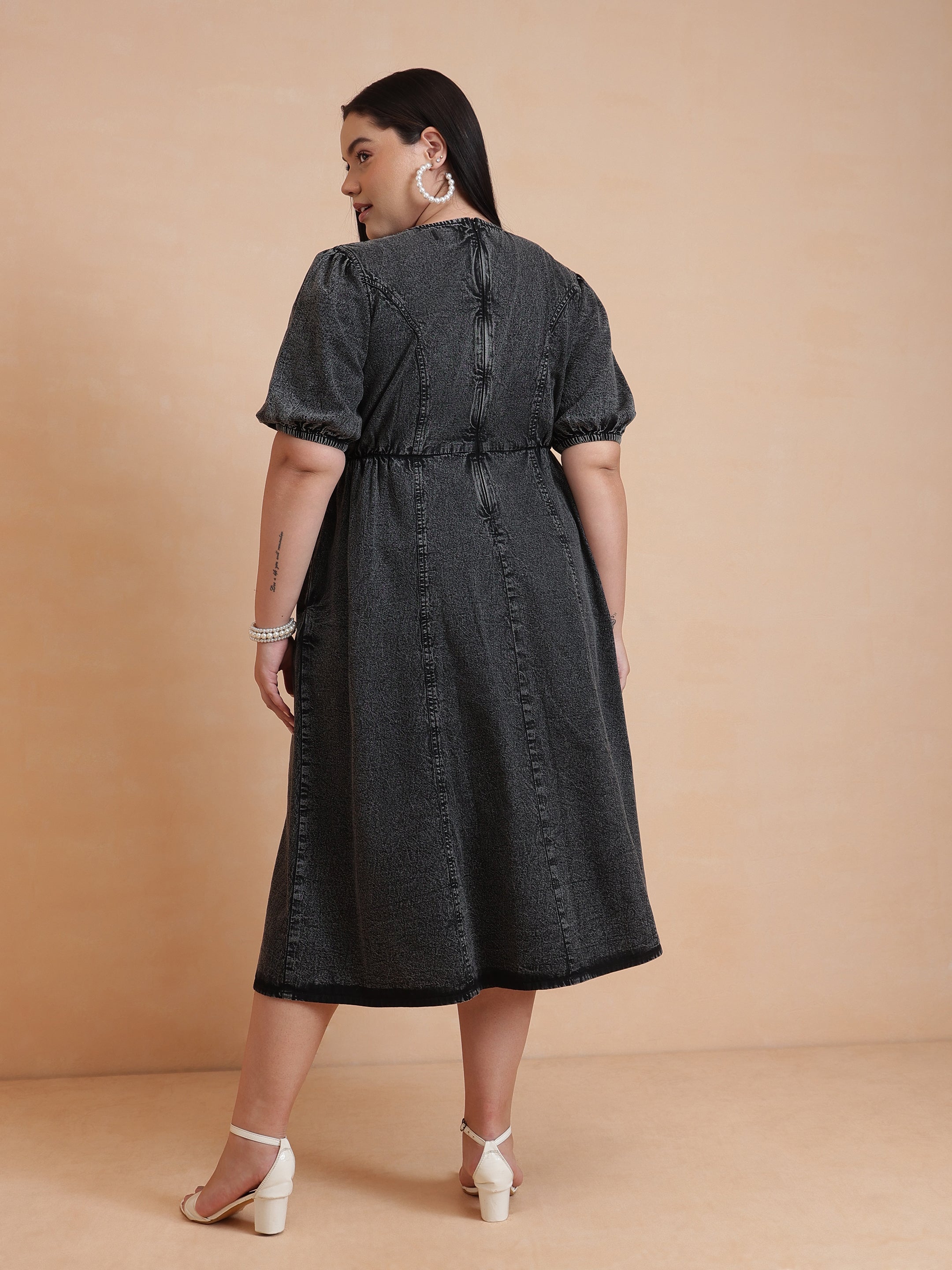 DesiQlo Black Denim Front Button Midi Dress - Black