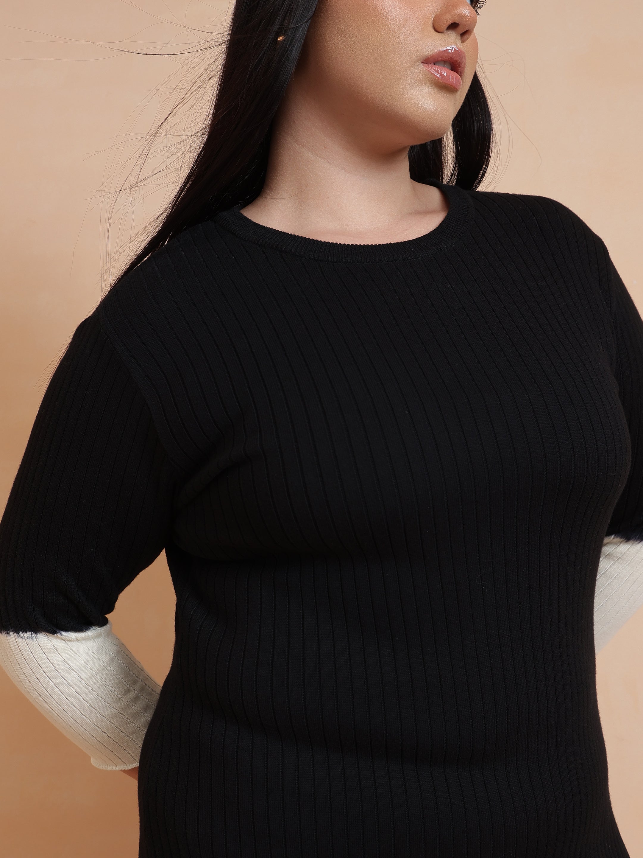 DesiQlo Black & White Knit Round Neck Midi Dress - Black