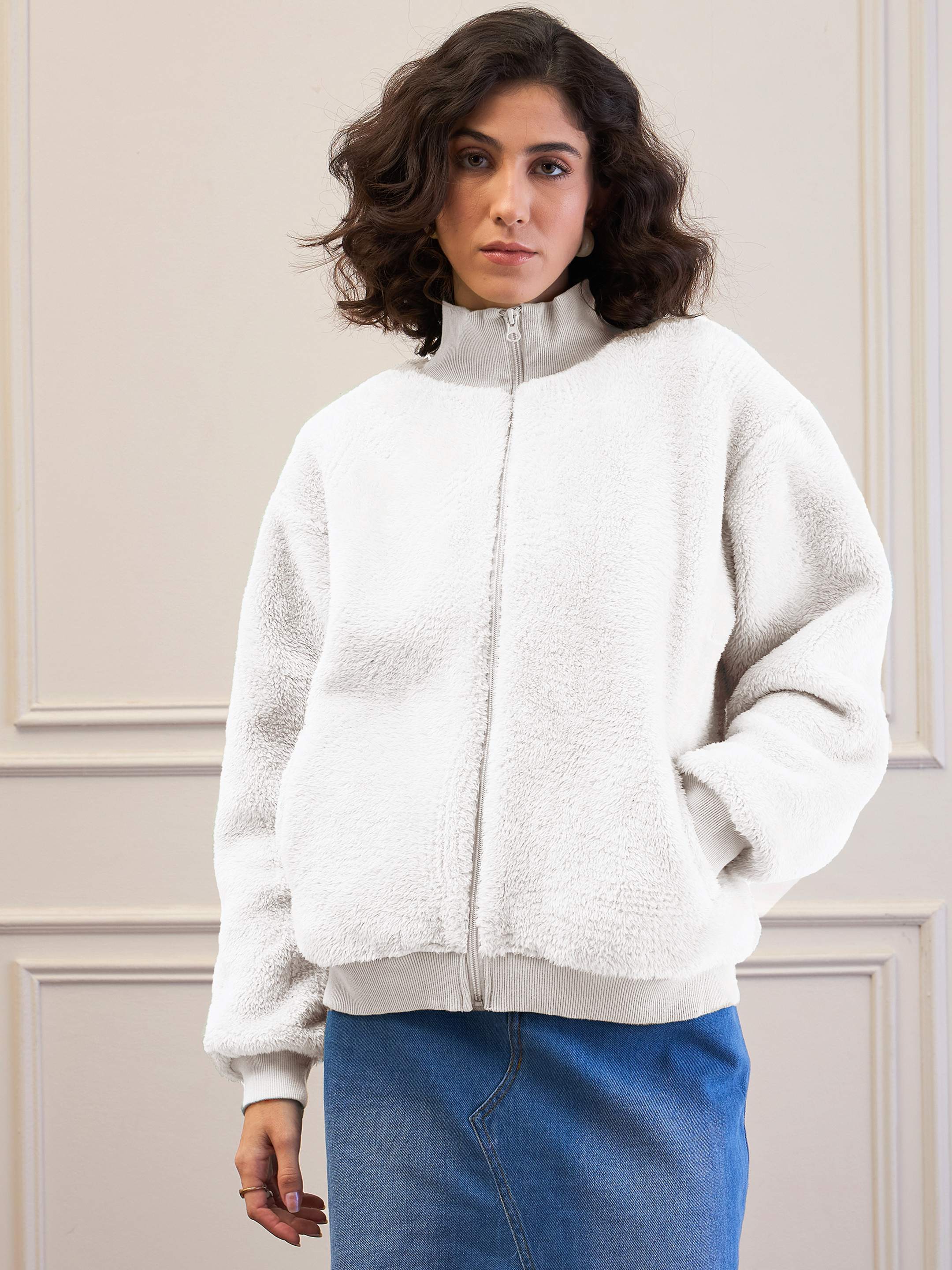 Women White Fur High Neck Front Zipper Jacket-SFJCKT60296