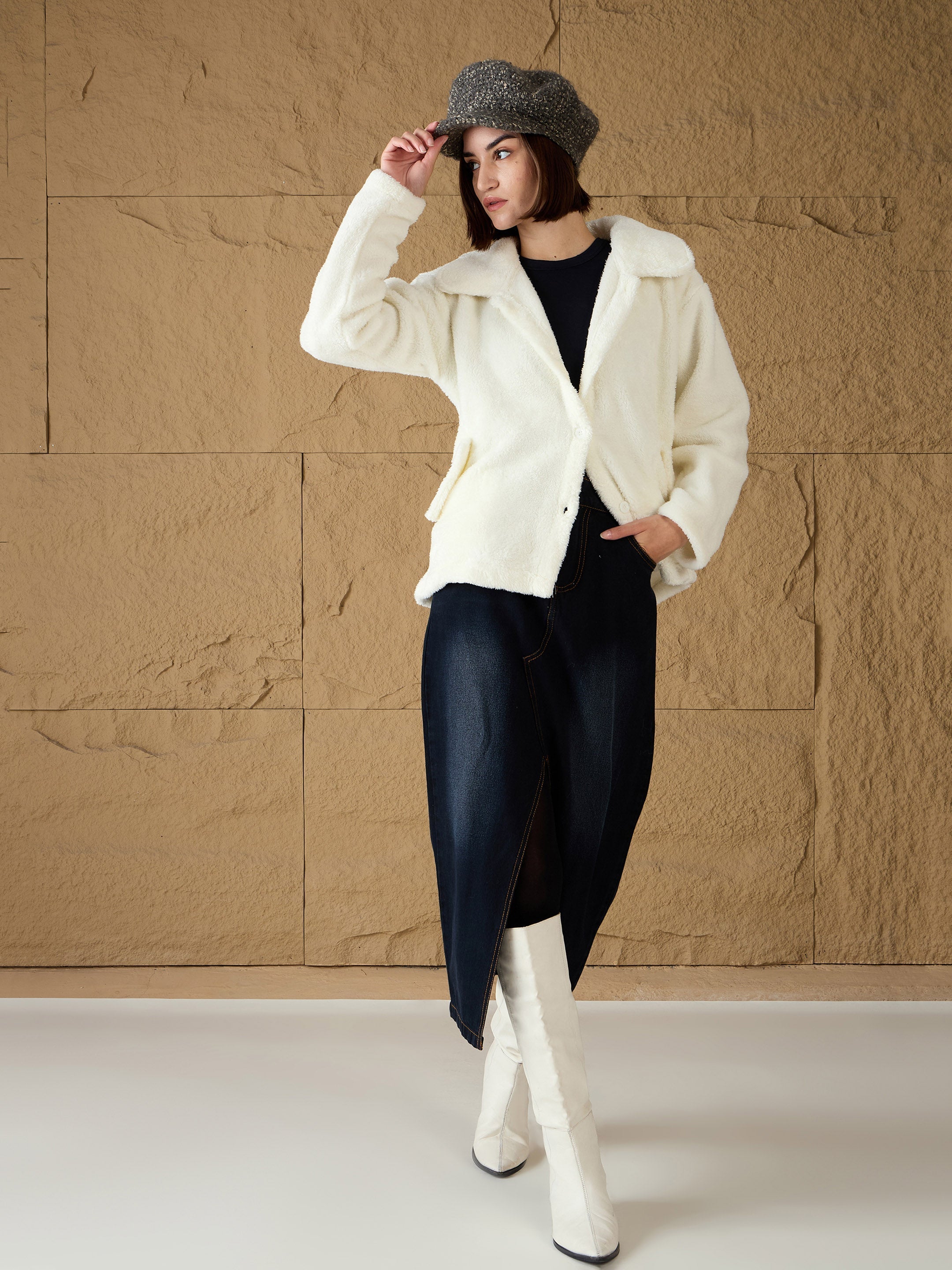 Women Off White Fur Flap Pockets Jacket-SFJCKT60300