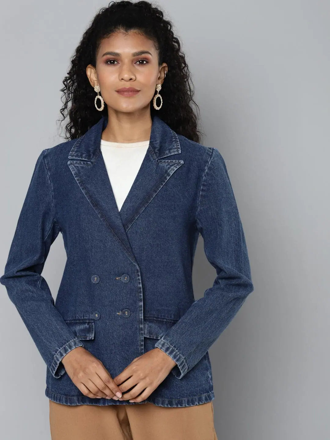 Women Solid Blue Collared Neck Full Sleeve Jacket