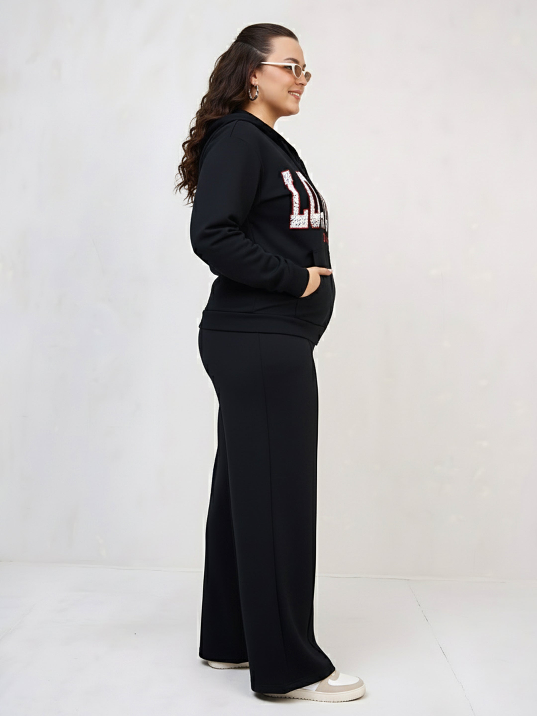 Women Black LONDON Printed Fleece Jacket With Sweatpants-SFJCKT6789_SFPANT51006