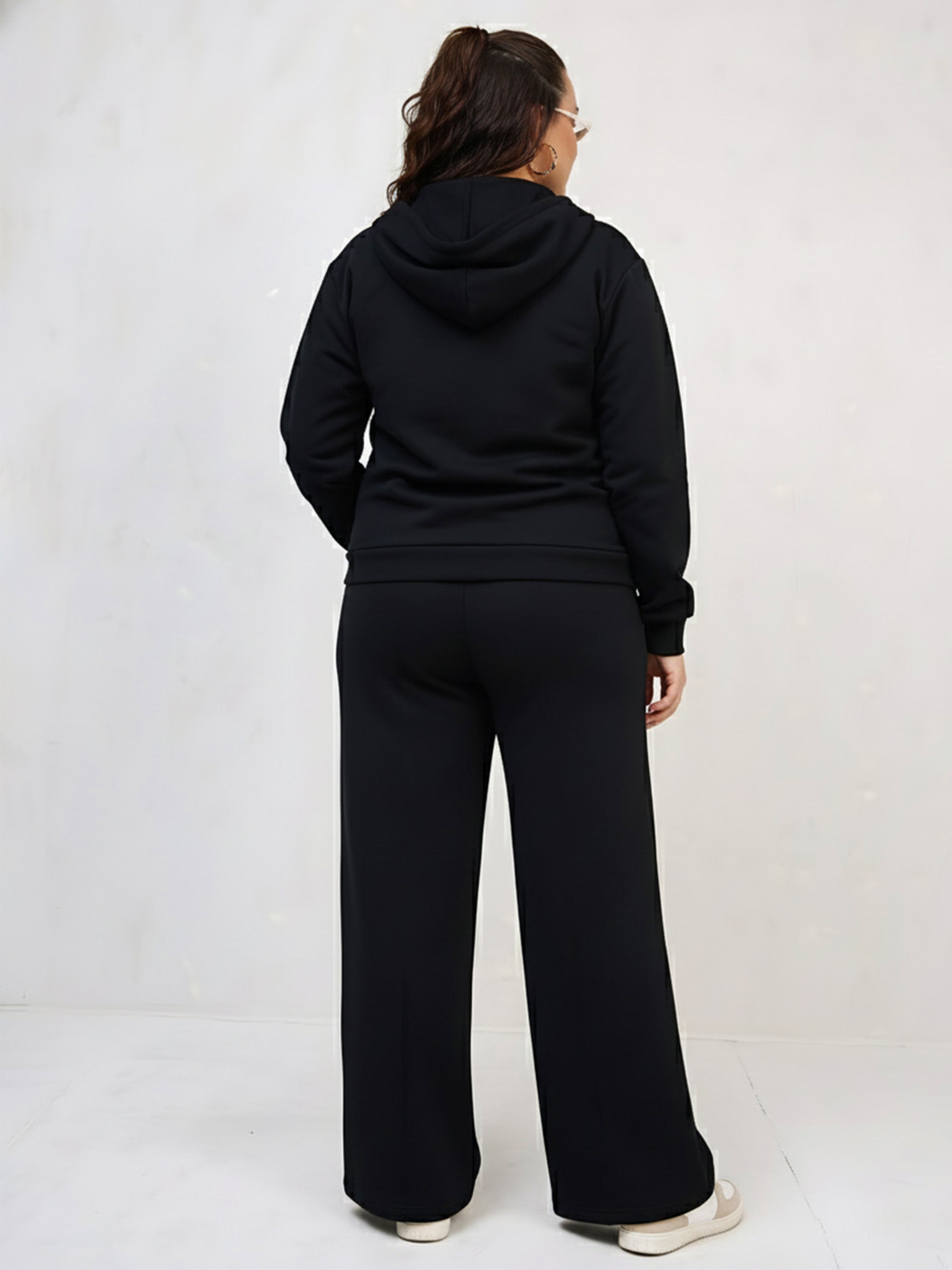 Women Black LONDON Printed Fleece Jacket With Sweatpants-SFJCKT6789_SFPANT51006