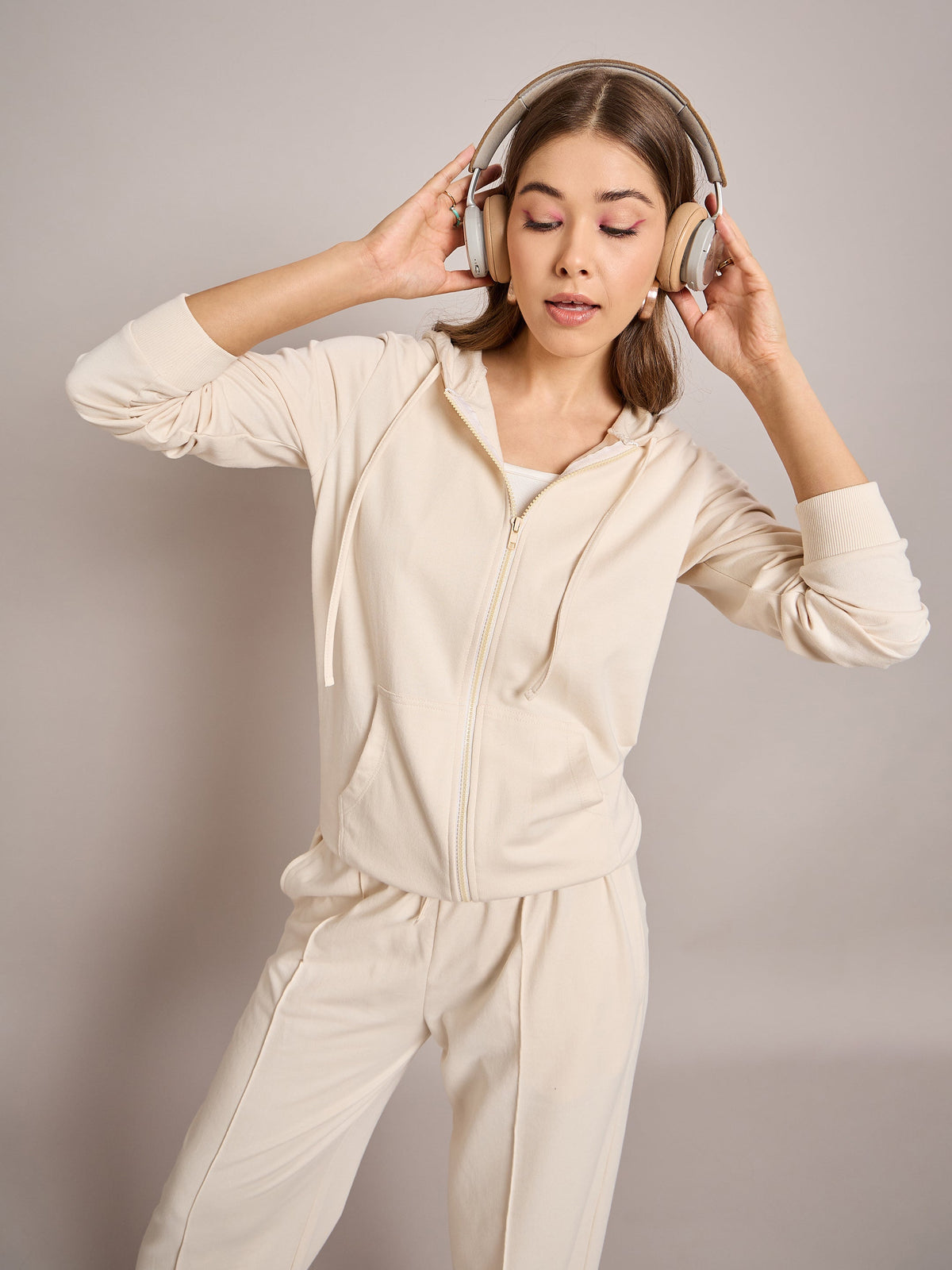 Women Off White Terry Hoodie Jacket With Track Pants-SFJCKT6972_SFPANT50996