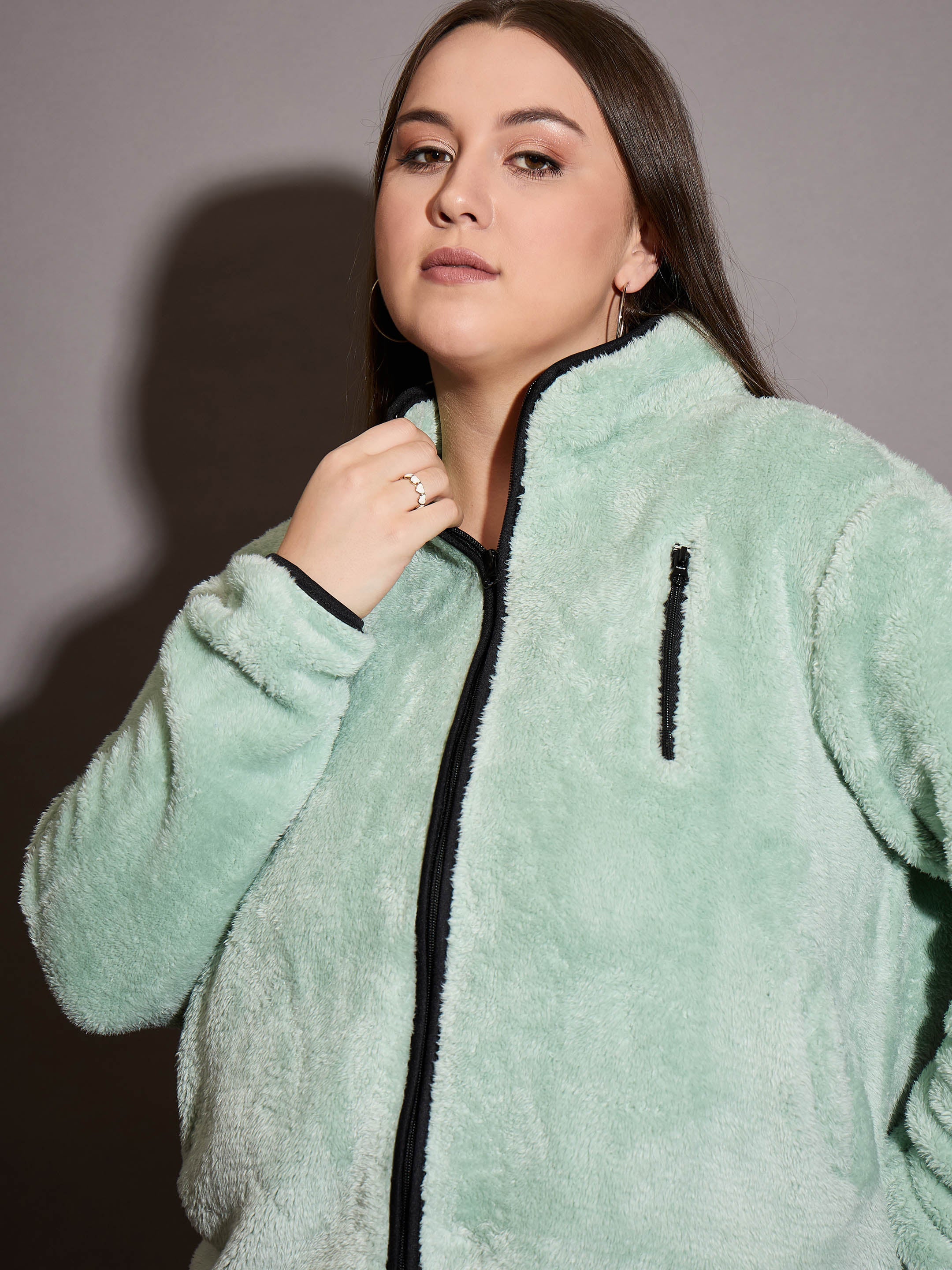 Women Green Faux Fur Contrast Piping Zipper Jacket-SFJCKT6996