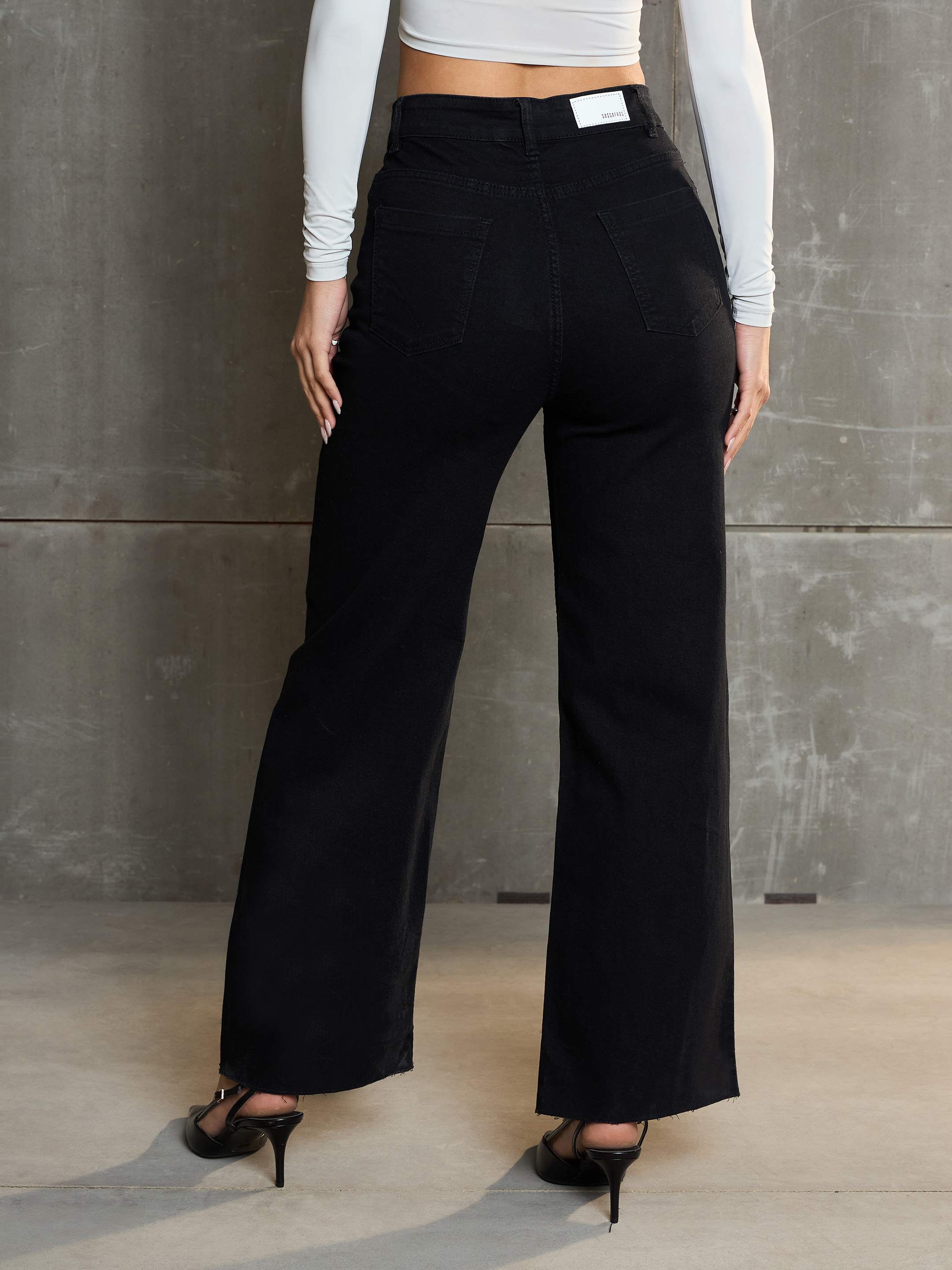 Women Black Denim Premium Front Detail Straight Jeans-SFJEAN0658_Black