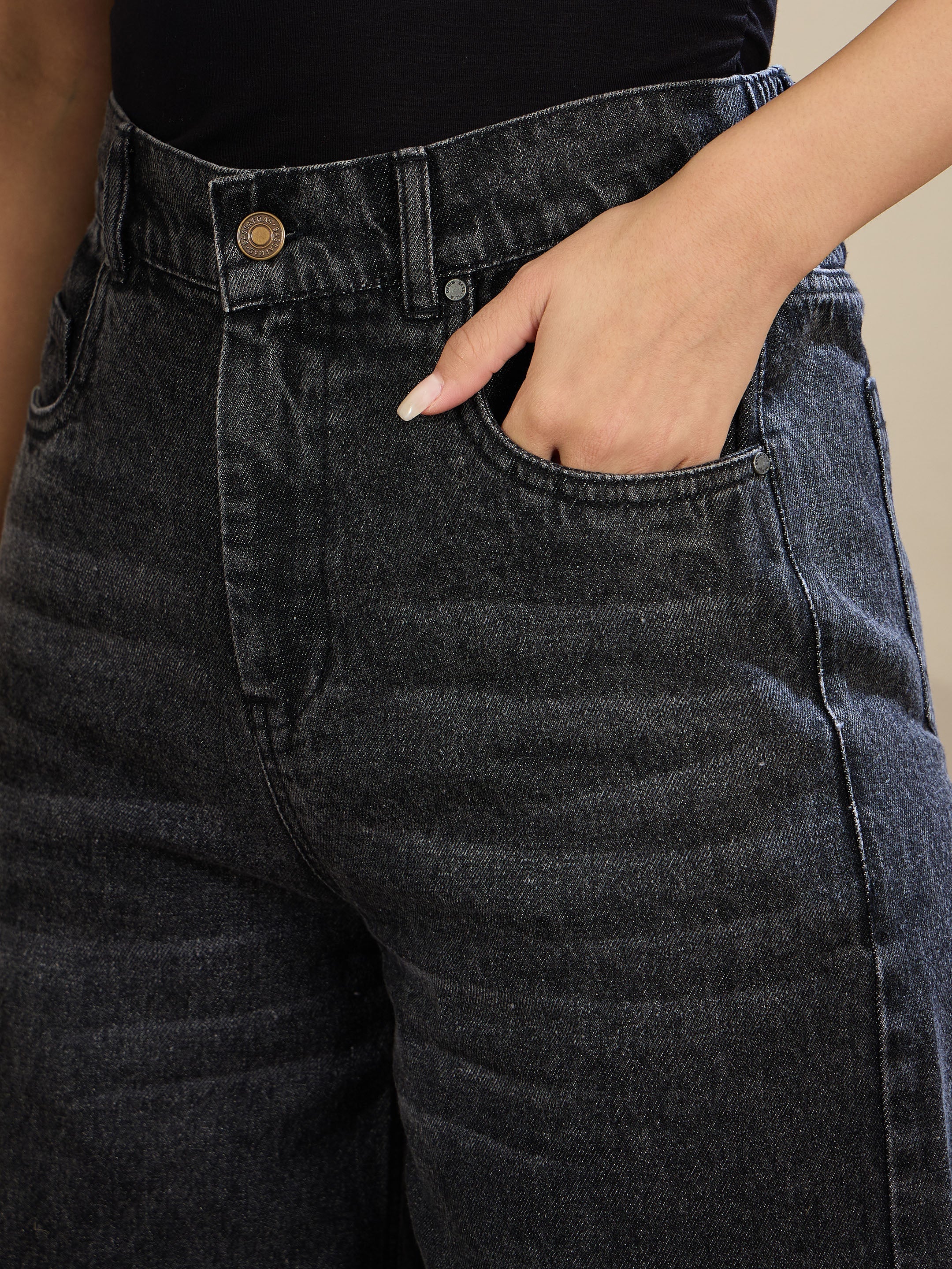 Women Black Wash High Waist Straight Fit Jeans-SFJEAN0717