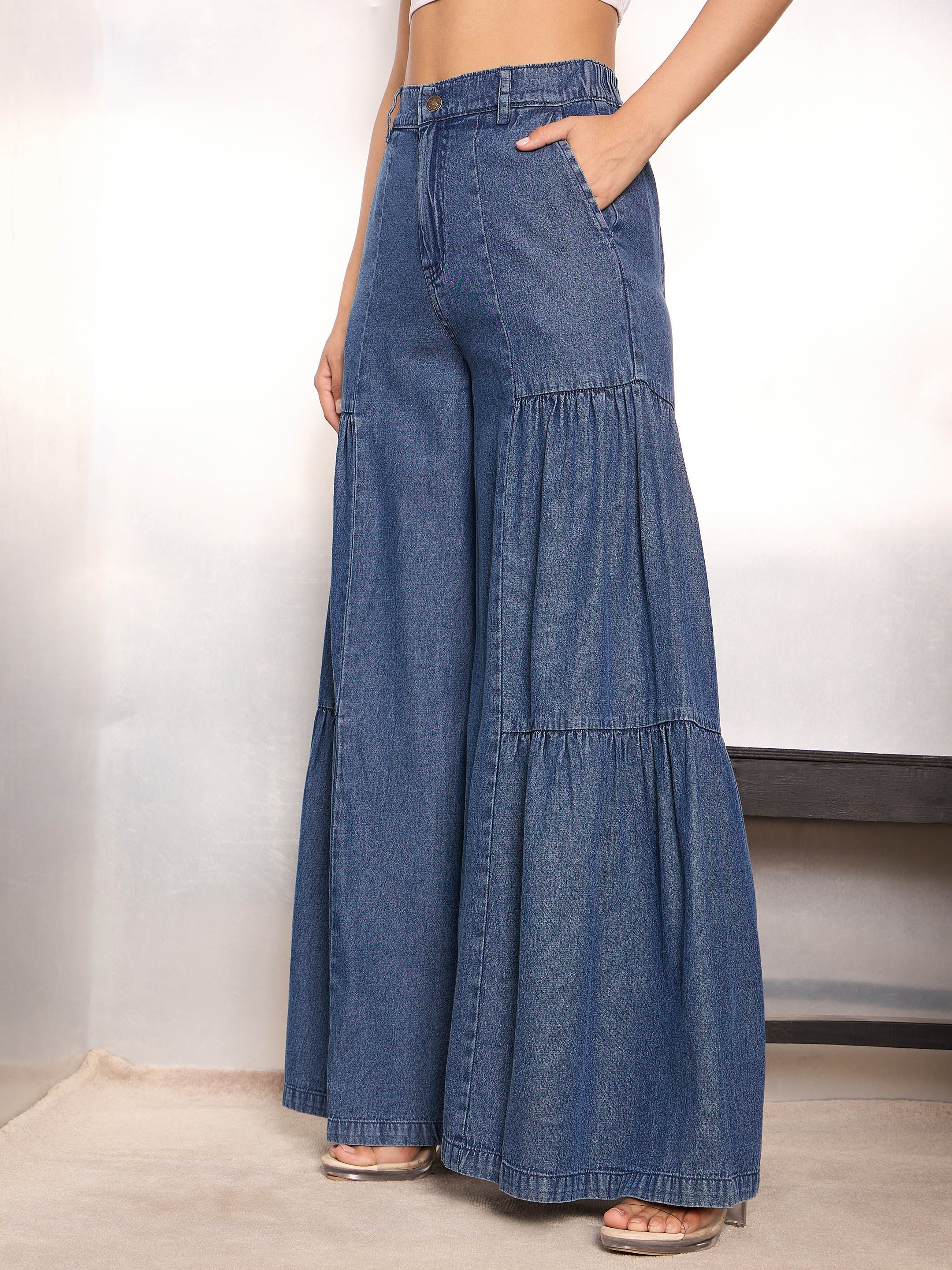 Women Blue Washed Gathered Front Flared Jeans-SFJEAN0769