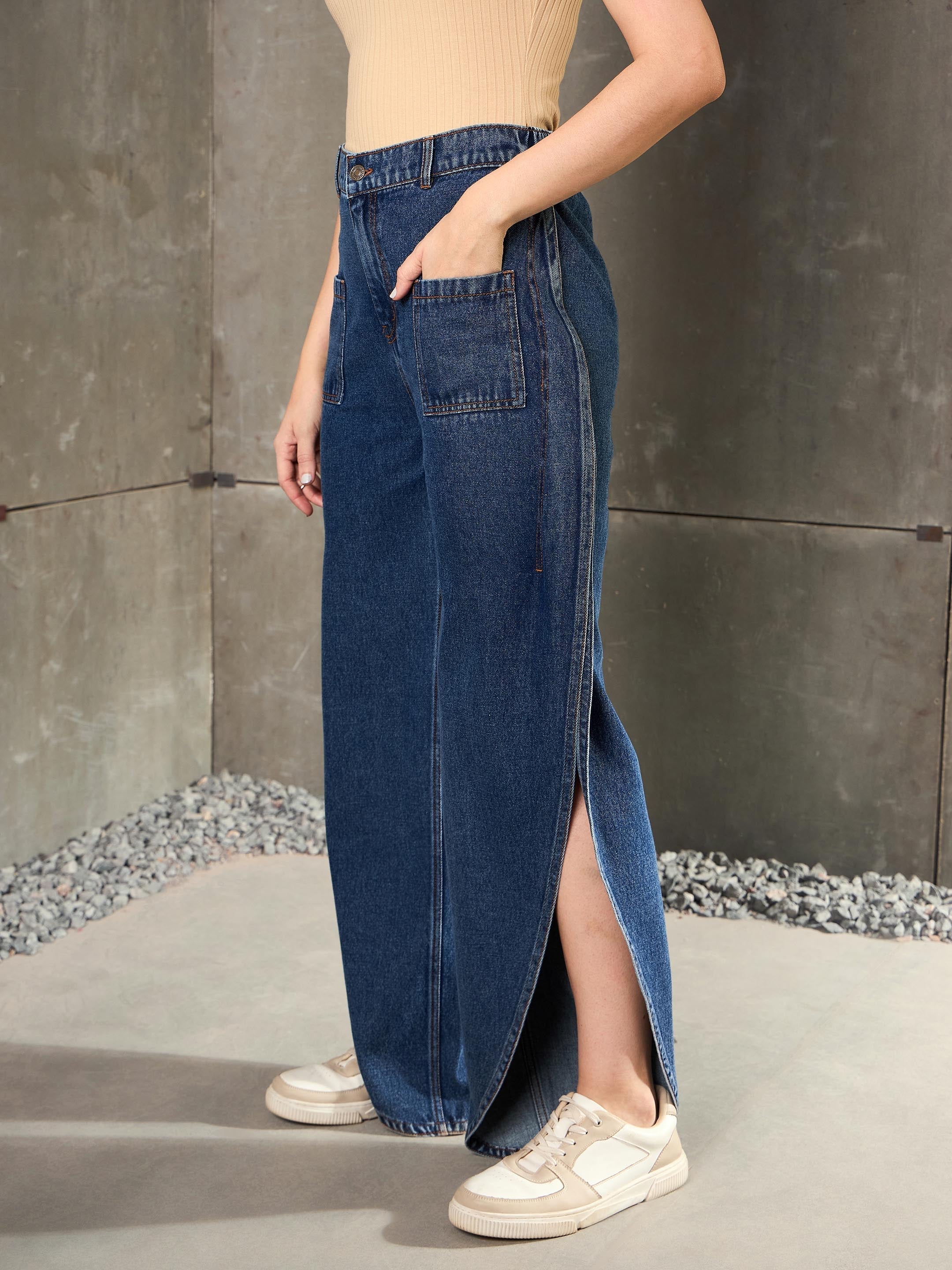 Women Blue Washed Curve Detail Barrel Jeans-SFJEAN0779