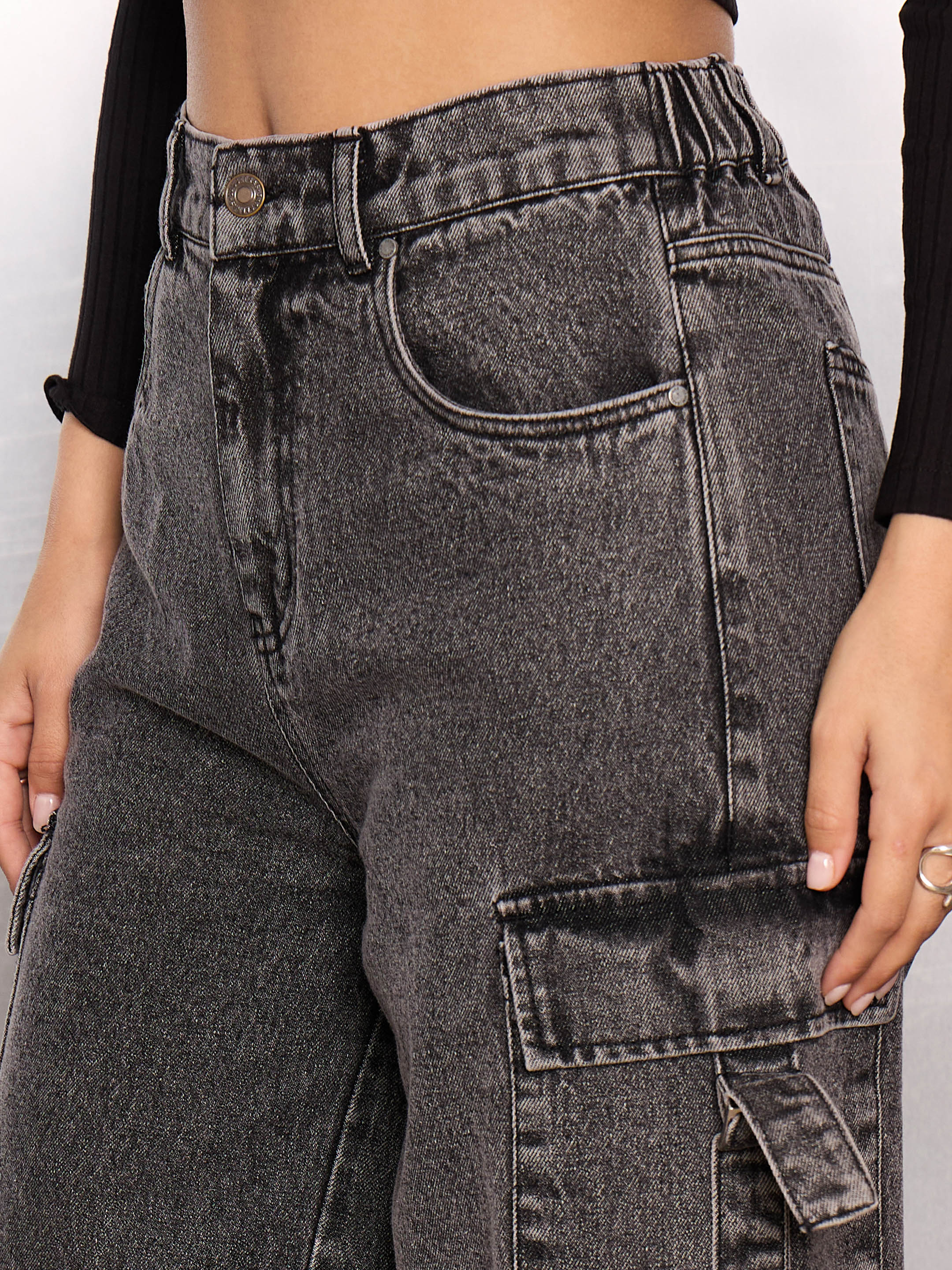 Women Grey Washed Cargo Jeans-SFJEAN0780