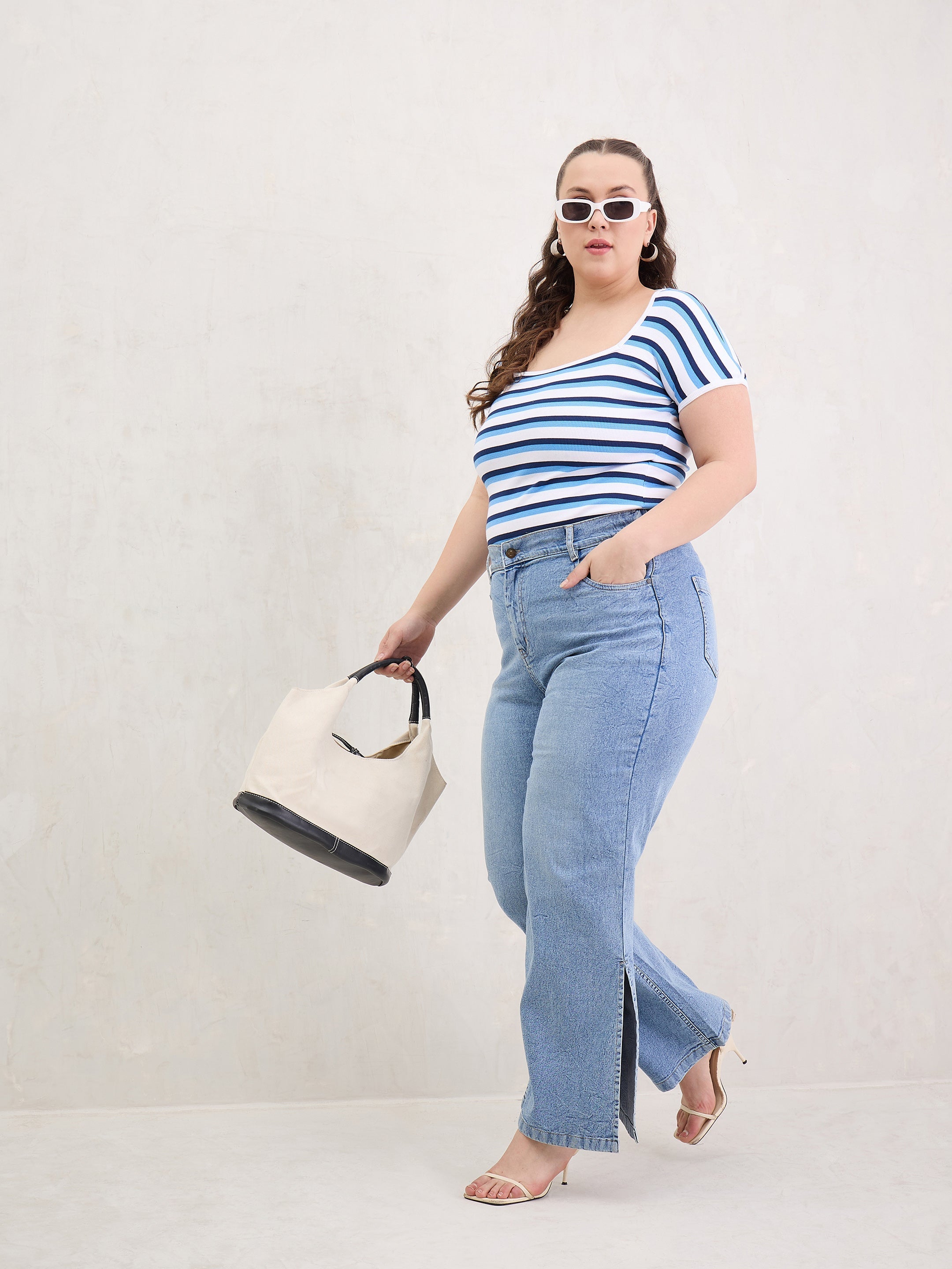 Women Ice Blue Hem Slit Straight Jeans-SFJEAN0794