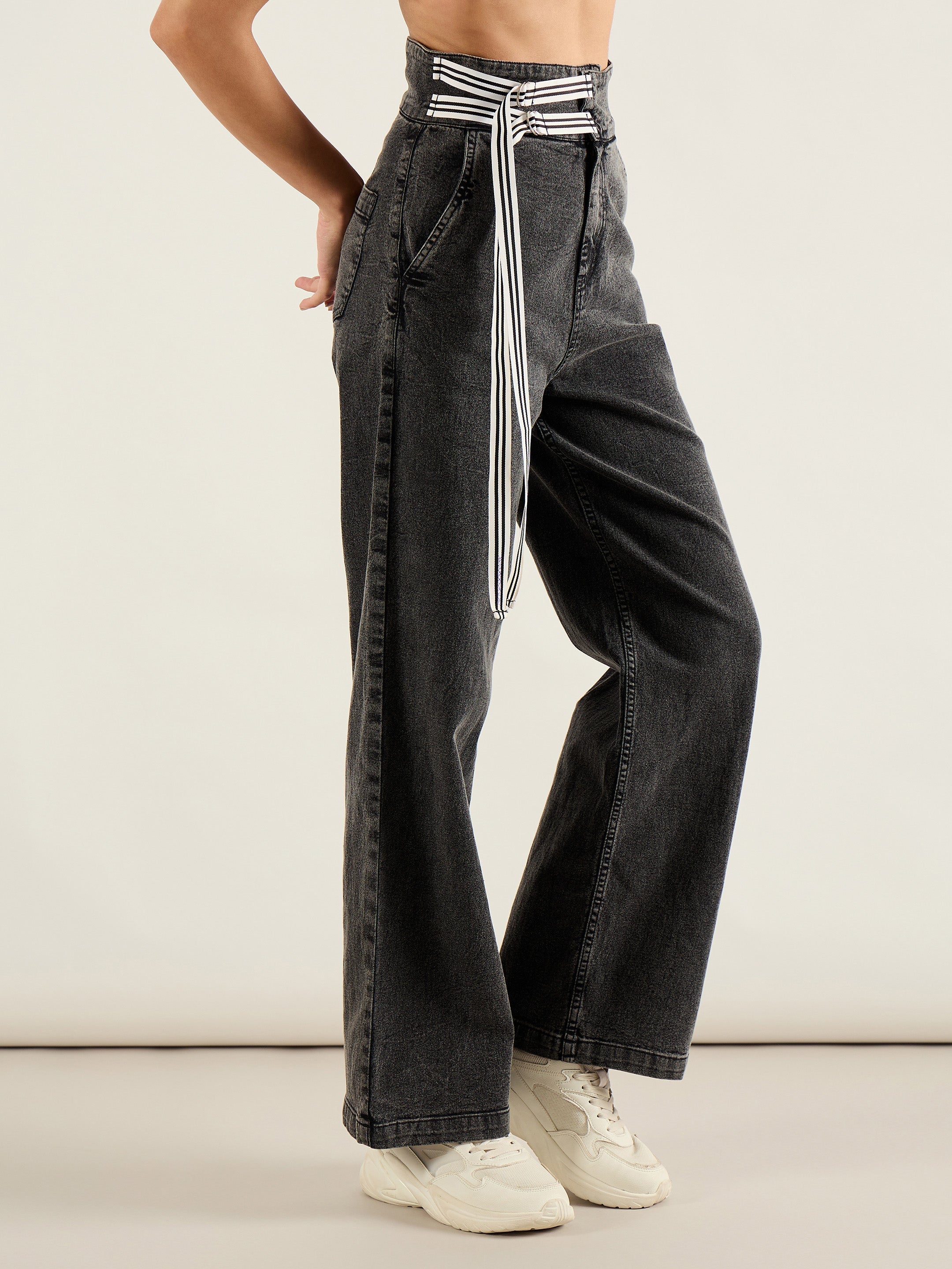 Women Grey Washed High Rise Straight Jeans-SFJEAN0807
