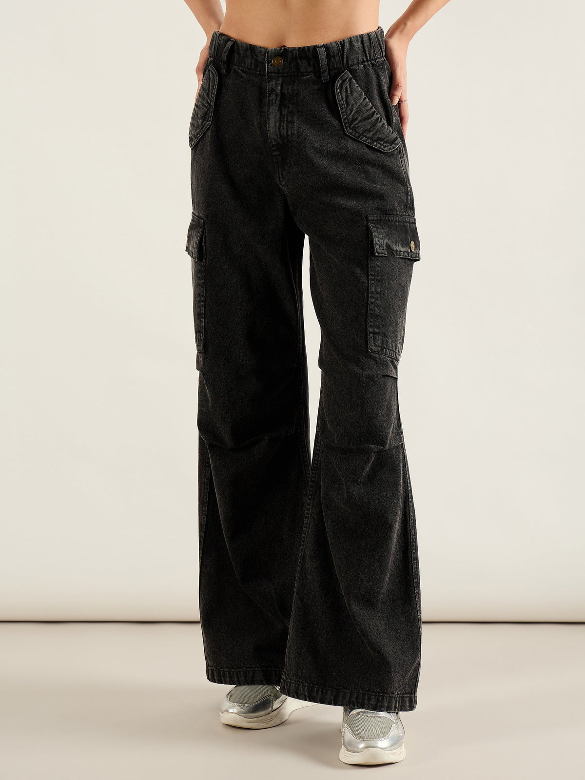 Women Black Wash Flap Pocket Cargo Jeans-SFJEAN0821