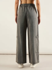 Women Grey Wash Hem Pocket Cargo Jeans-SFJEAN0822